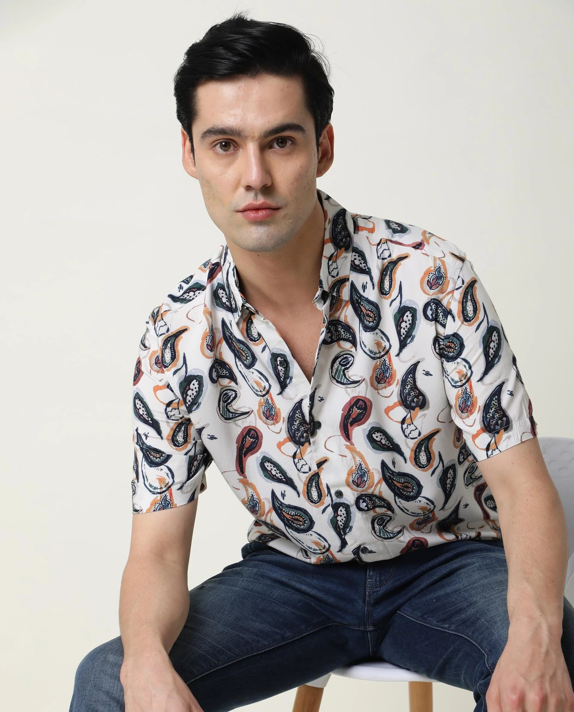 Rare Rabbit Men's Ivys Ss Beige Viscose Printed Regular Fit Half Sleeve Collared Shirt - Image 2