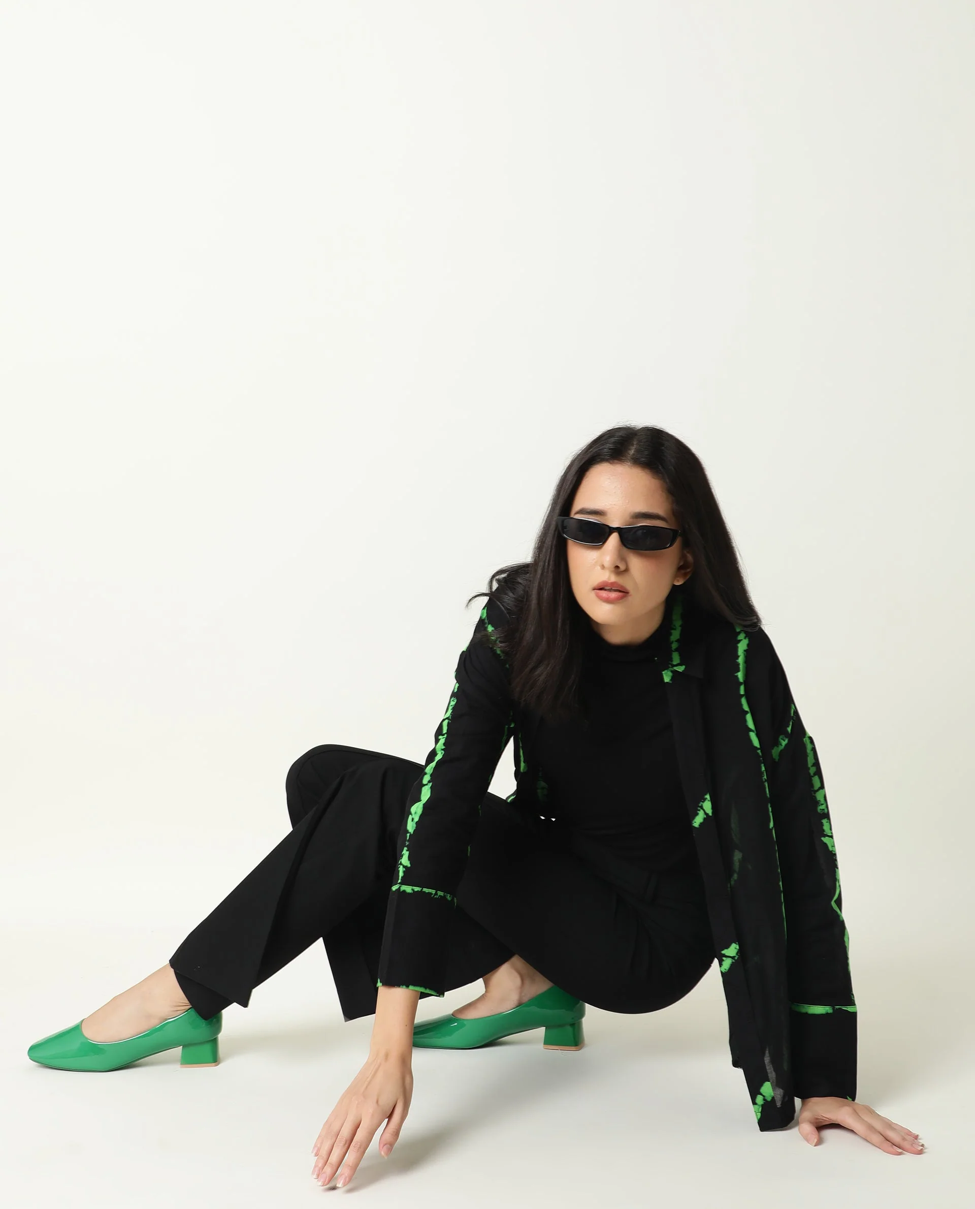 Rareism Women's James Black Top - Image 6