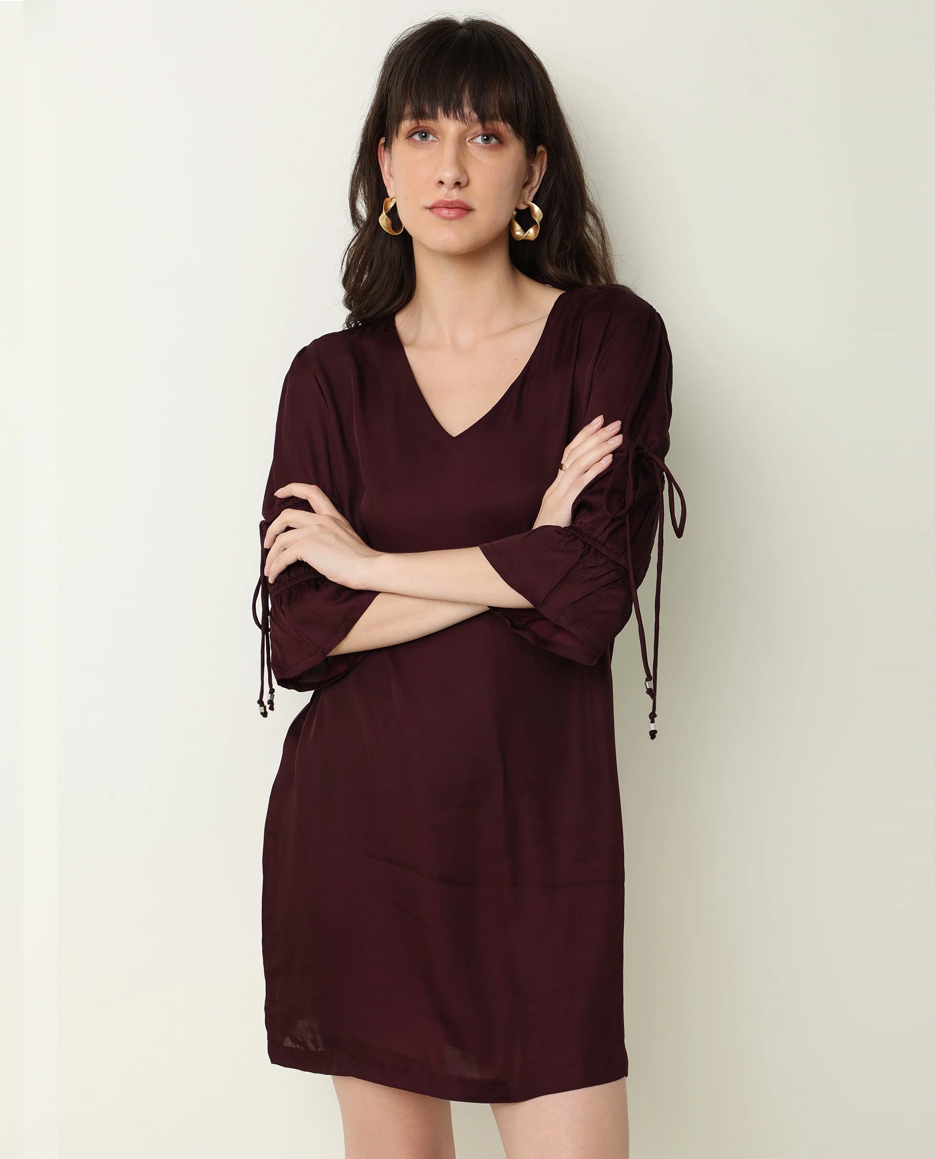 Rareism Women's Jamm Maroon V-Neck Plain Knee Length Regular Fit Dress - Image 3