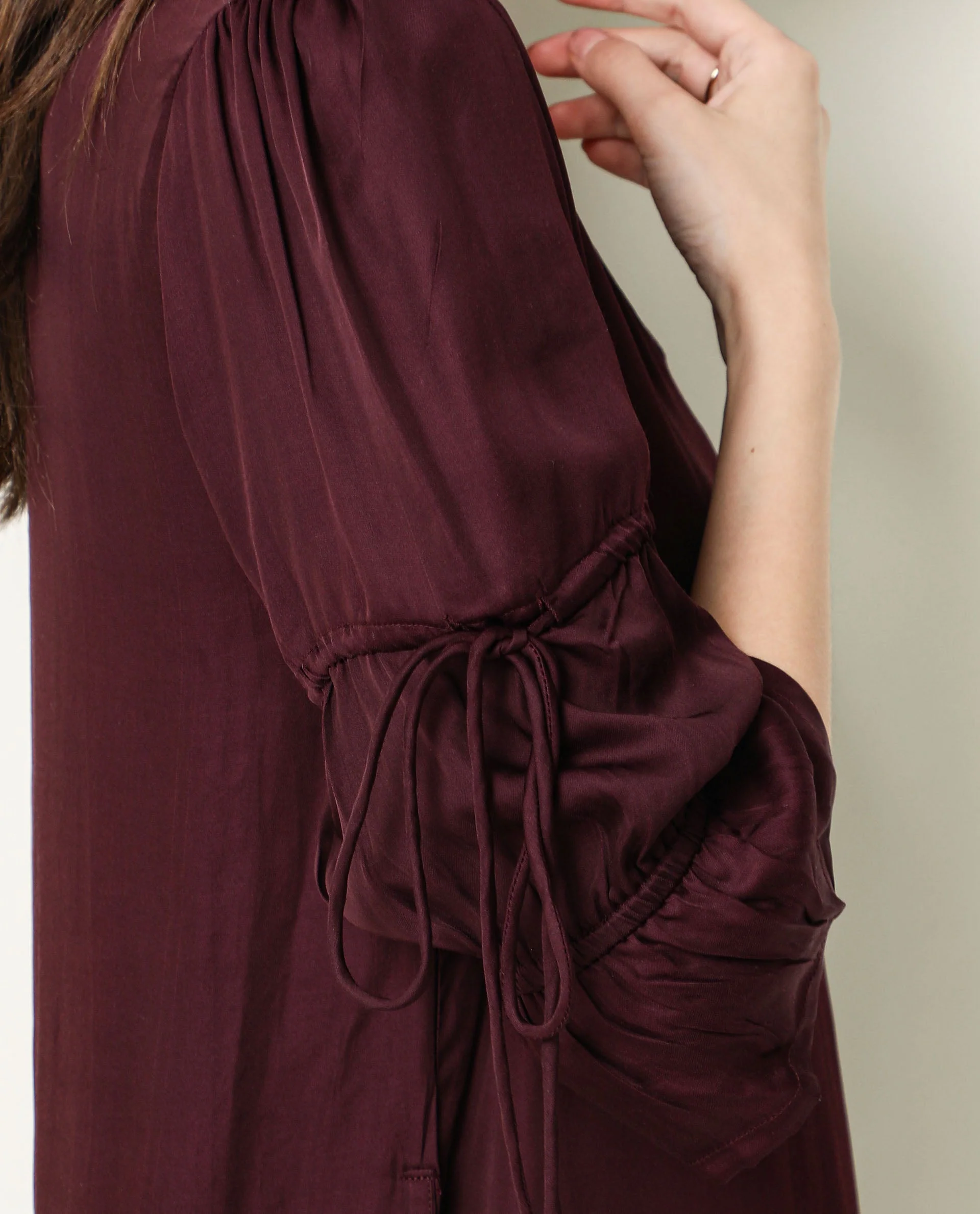Rareism Women's Jamm Maroon V-Neck Plain Knee Length Regular Fit Dress - Image 4