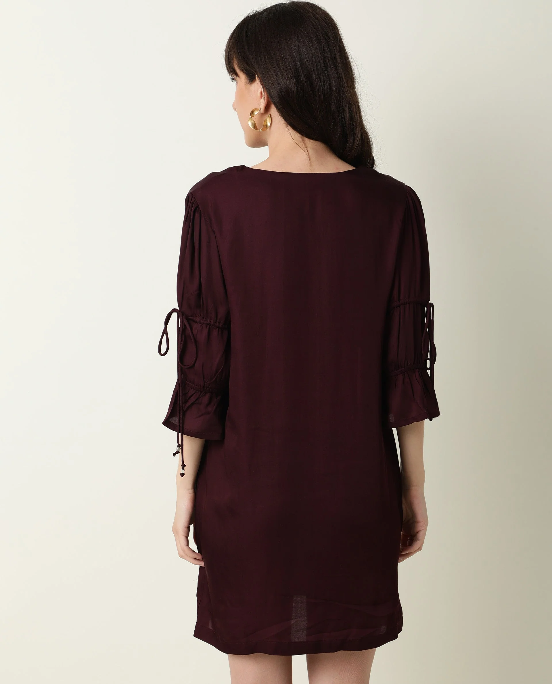 Rareism Women's Jamm Maroon V-Neck Plain Knee Length Regular Fit Dress - Image 9