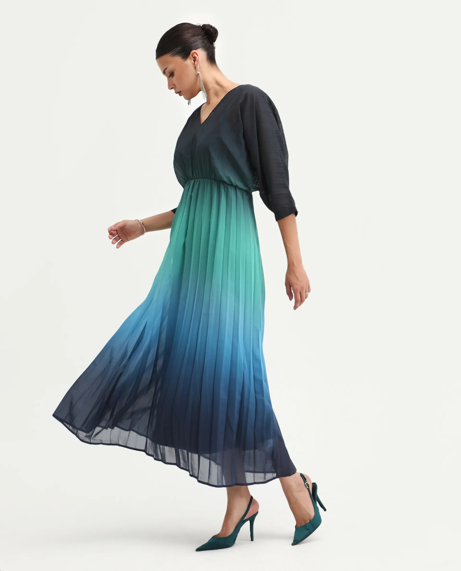 Rareism Women's Janambi Dark Blue Cotton V-Neck Ombre Kimono Sleeve Maxi Flared Dress - Image 7