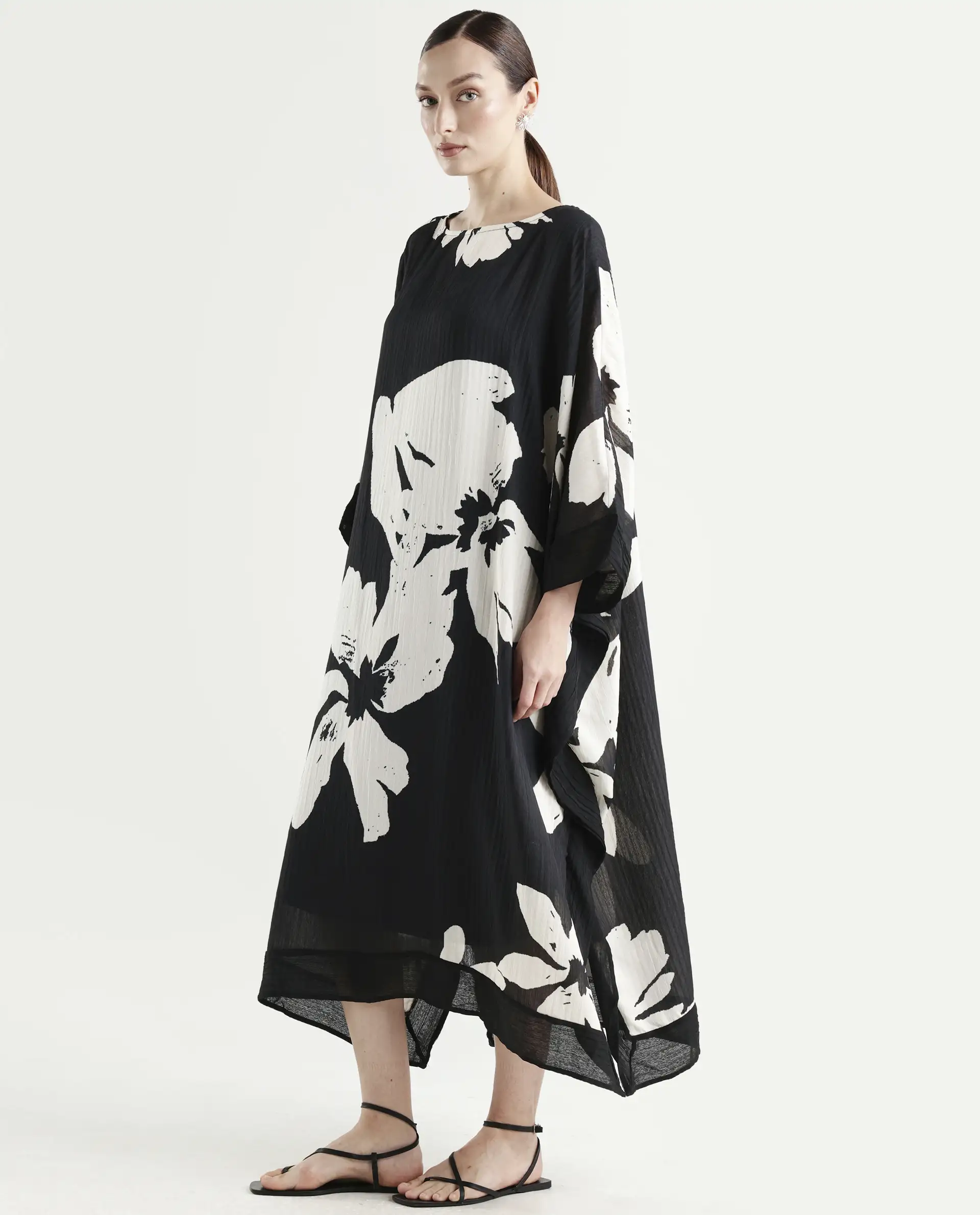 Rareism Women's Janarea Black Polyester Boat Neck Abstract Print Kaftan Sleeve Midi Kaftan Dress - Image 6