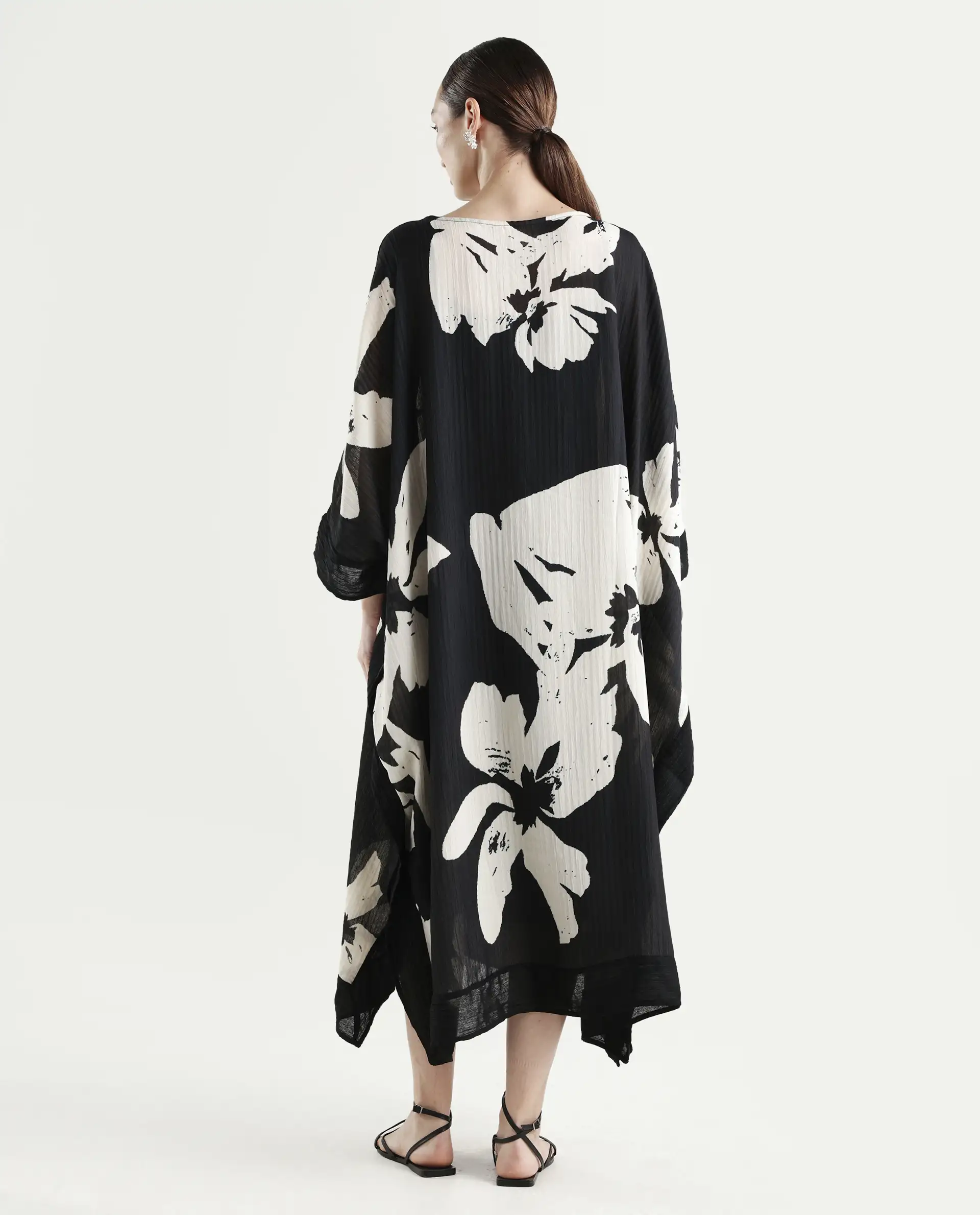 Rareism Women's Janarea Black Polyester Boat Neck Abstract Print Kaftan Sleeve Midi Kaftan Dress - Image 8