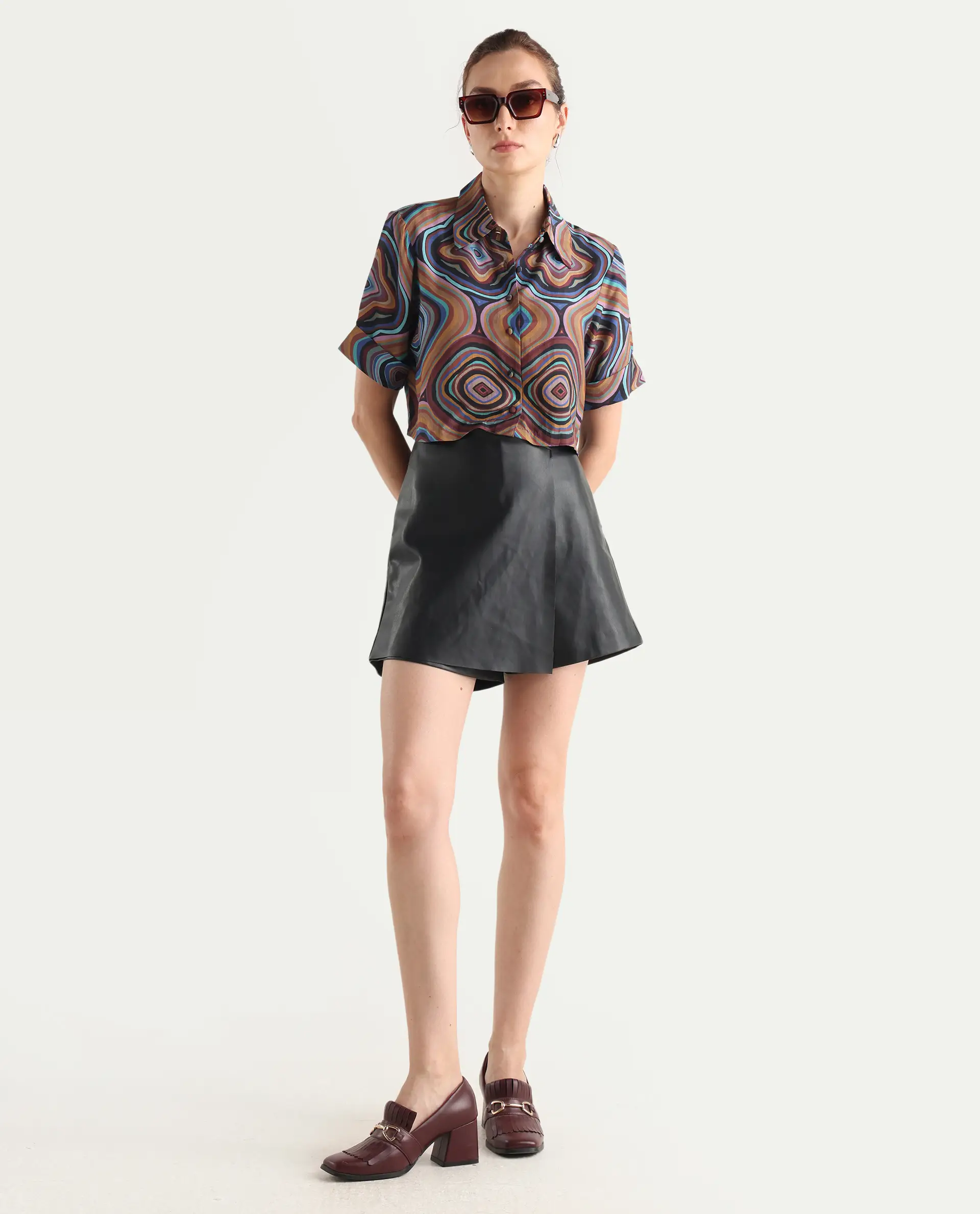 Rareism Women's Janber Dark Multi Cotton Spread Collar Abstract Print Crop Regular Fit Shirt - Image 2