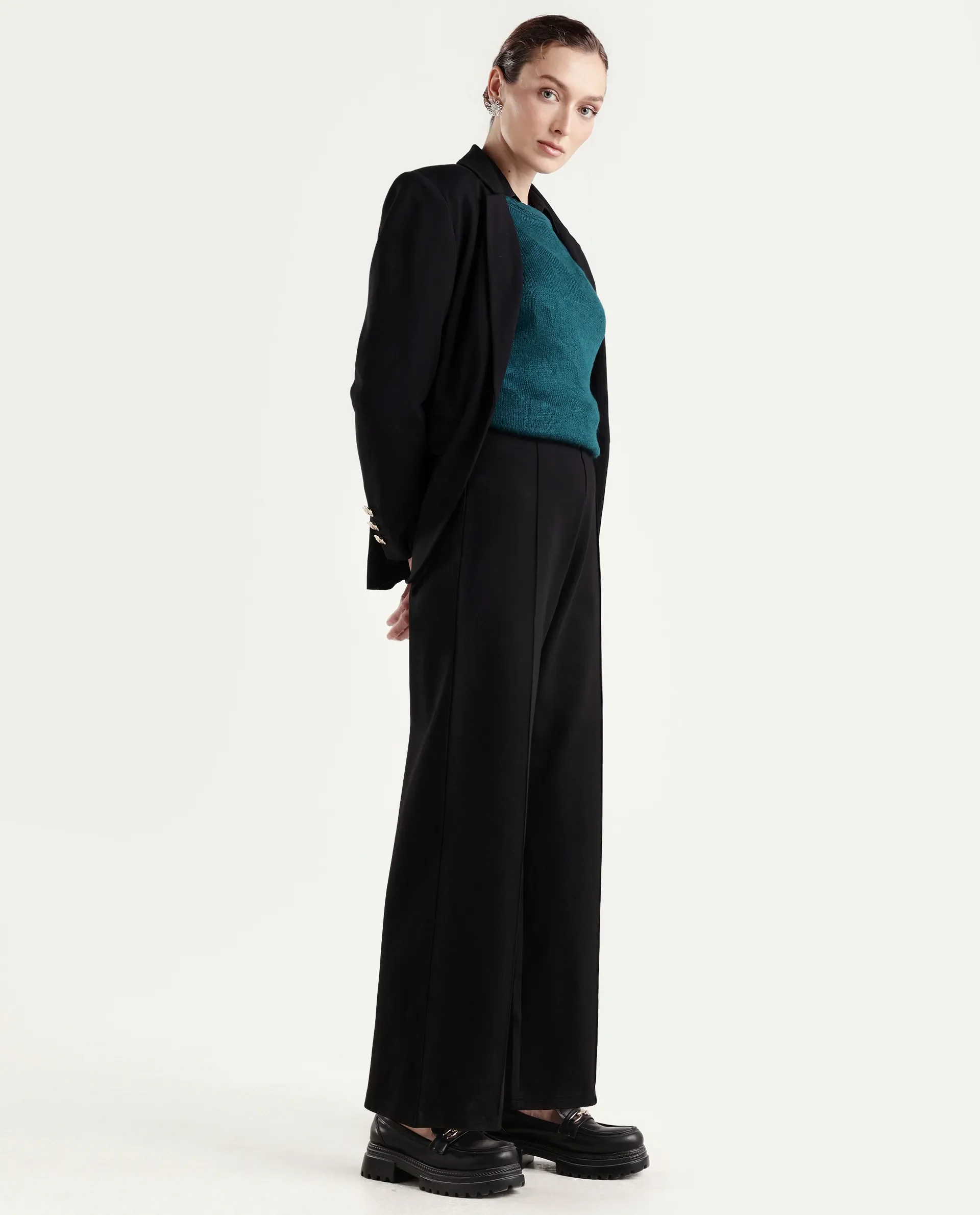 Rareism Women's Jancura-S26 Black Viscose Blend Relaxed Fit Plain Trouser - Image 6