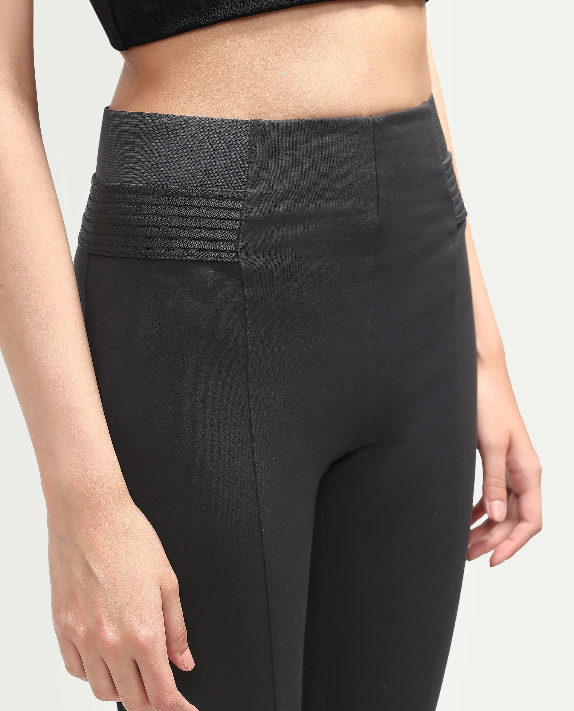 Rareism Women's Jancuro-S26 Black Viscose Blend Slim Fit Plain Trouser - Image 4