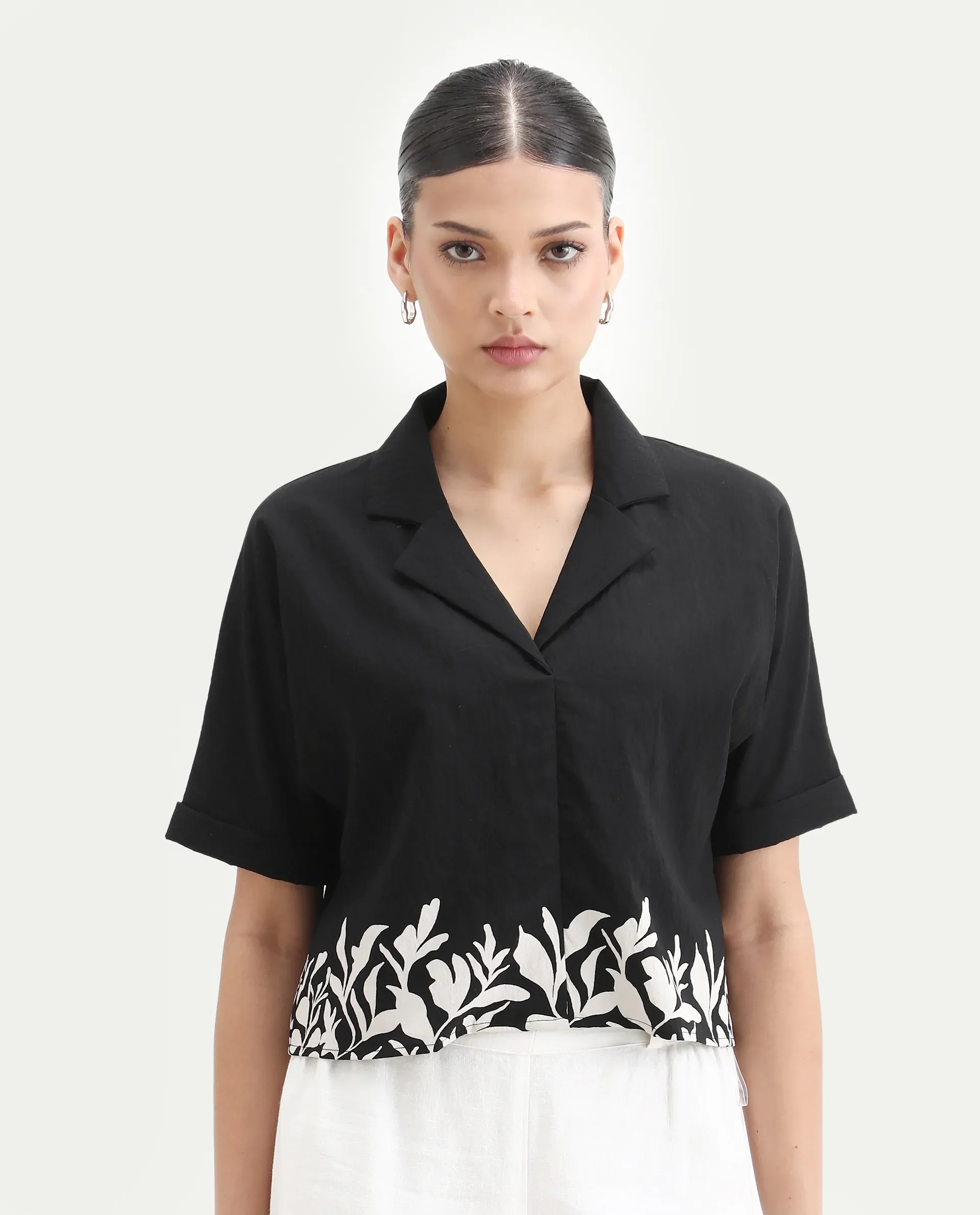 Rareism Women's Janhemo Black Viscose Blend Lapel Neck Floral Print Crop Boxy Fit Top - Image 4