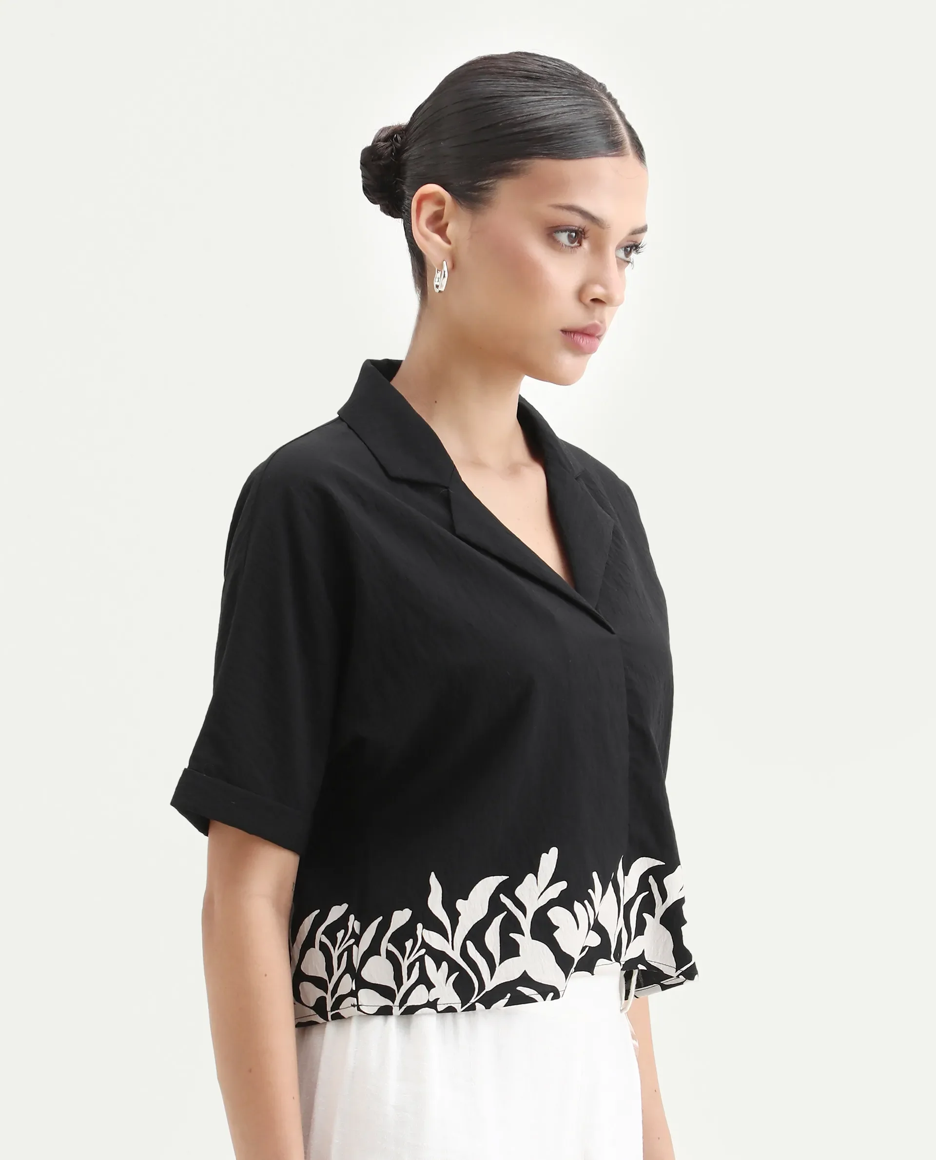 Rareism Women's Janhemo Black Viscose Blend Lapel Neck Floral Print Crop Boxy Fit Top - Image 6