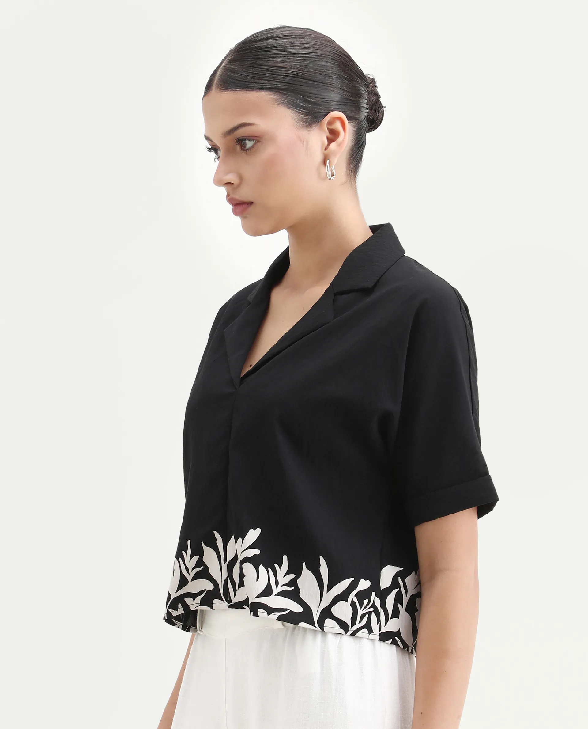 Rareism Women's Janhemo Black Viscose Blend Lapel Neck Floral Print Crop Boxy Fit Top - Image 7