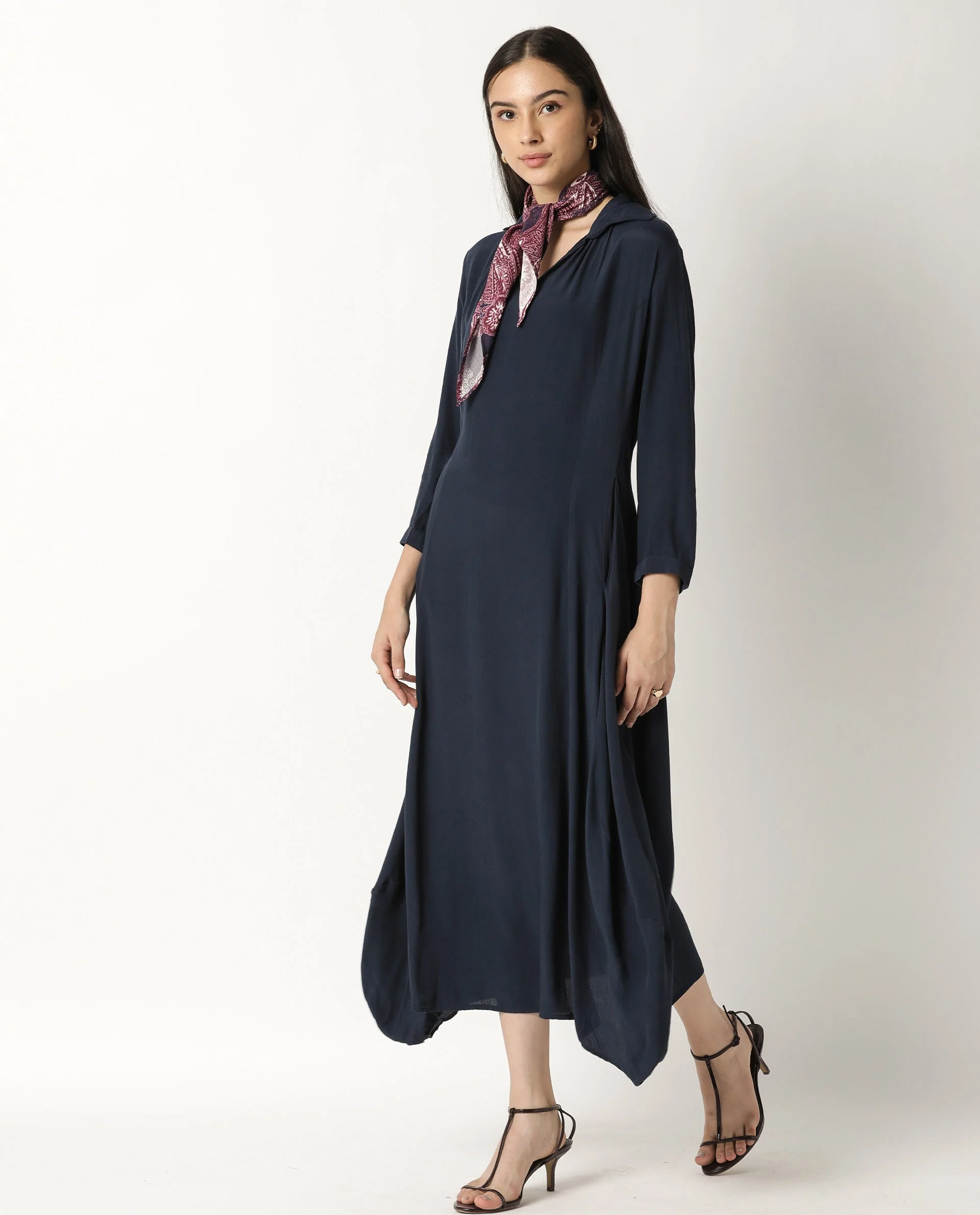 Rareism Women's Janice Navy Viscose V-Neck Plain Knee Length Regular Fit Dress - Image 3