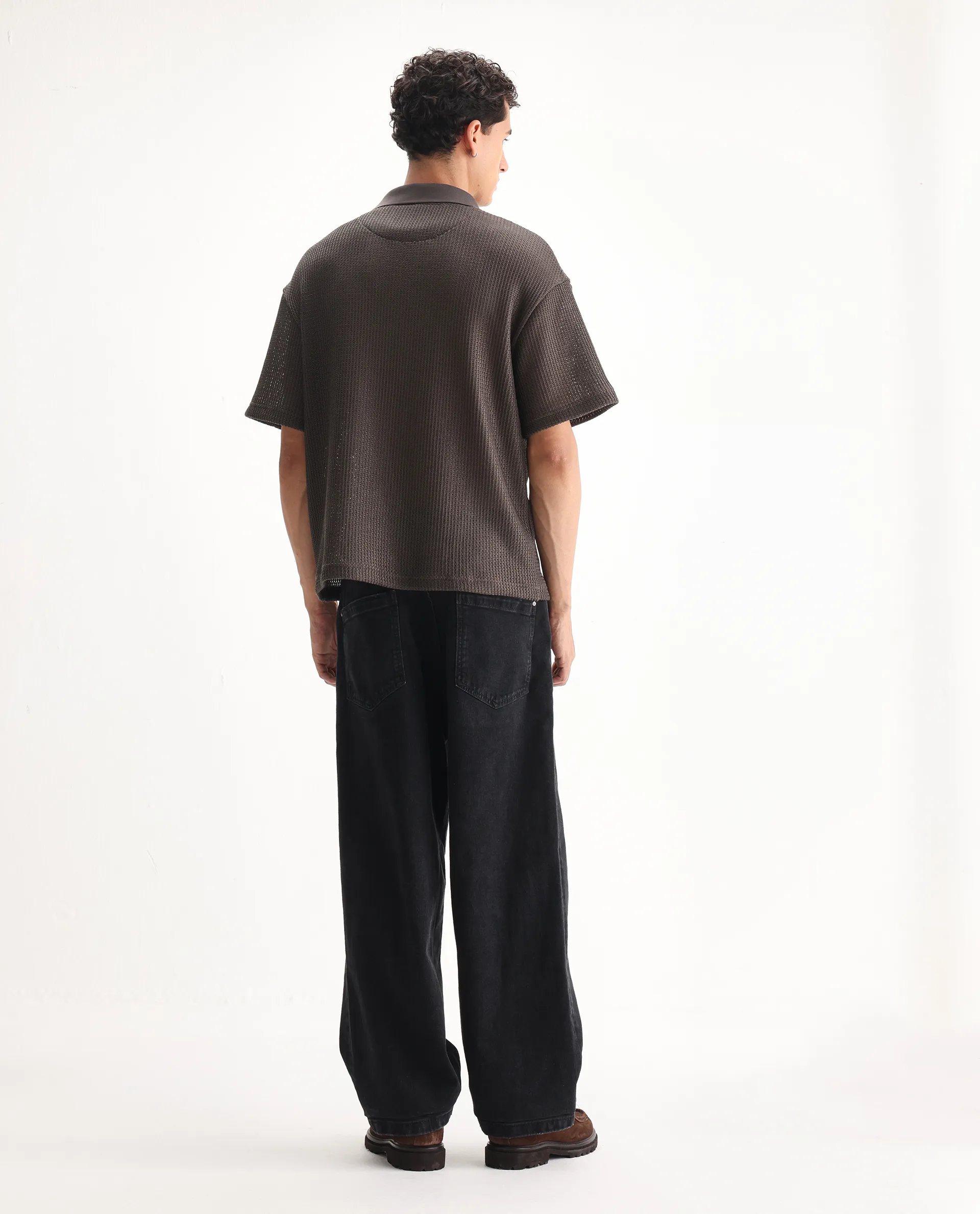 Rare Rabbit Men's Janik Grey Cotton Blend Plain Baggy Fit Jeans - Image 9