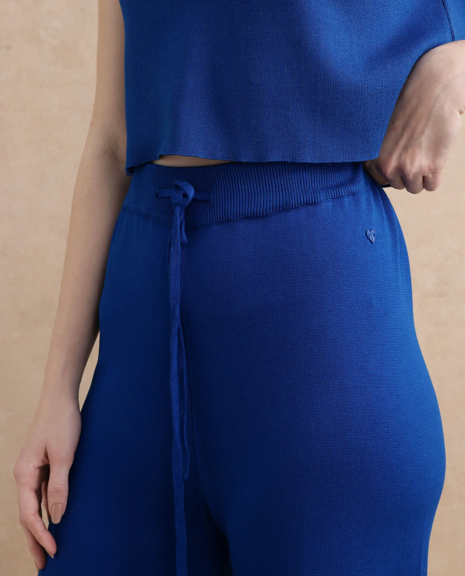 Rareism Women's Jankara B Blue Viscose Blend Plain Ankle Length Straight Fit Trouser - Image 4
