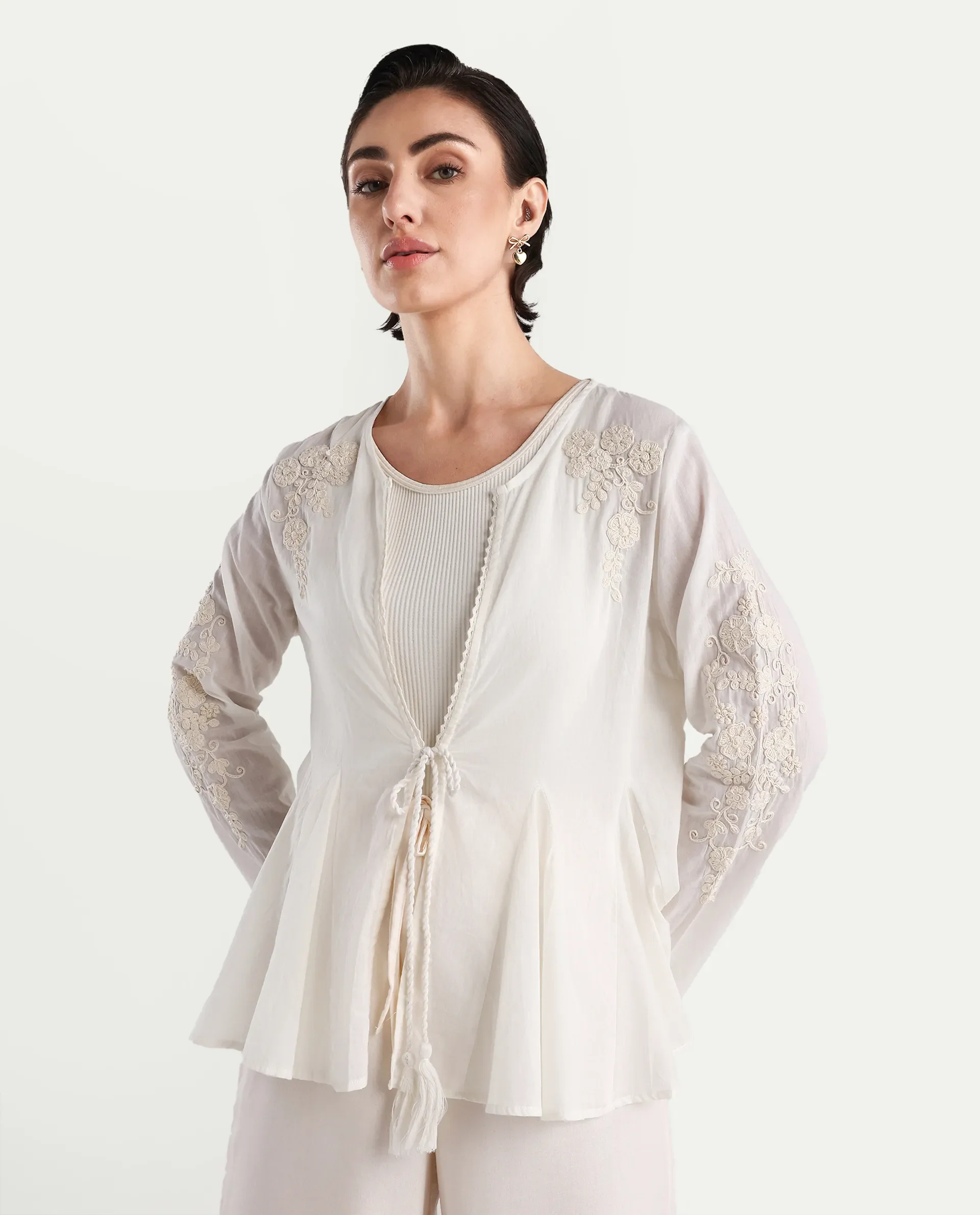 Rareism Women's Janket Off White Viscose Collarless Embroidered Regular Fit Shrug - Image 4