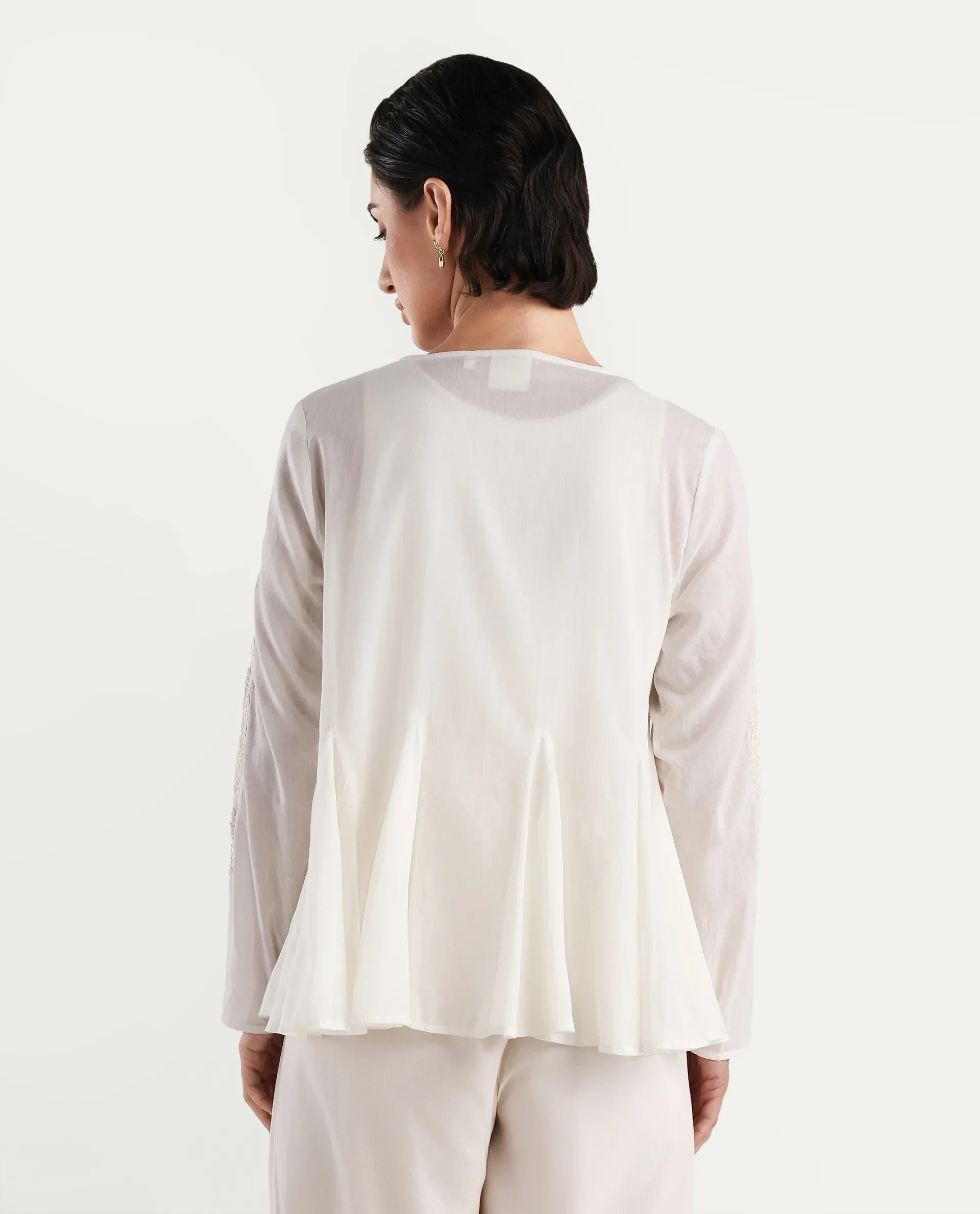 Rareism Women's Janket Off White Viscose Collarless Embroidered Regular Fit Shrug - Image 8