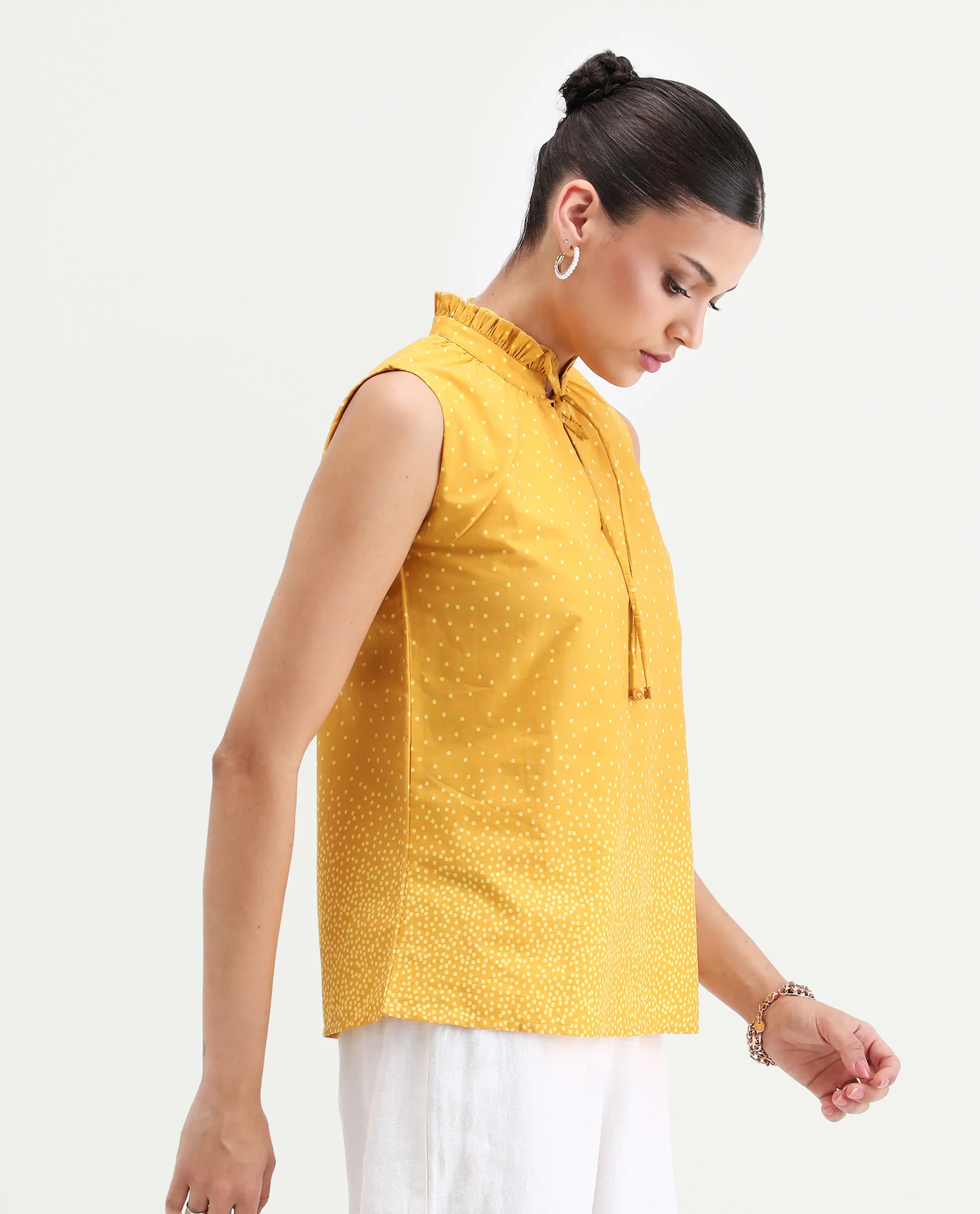 Rareism Women's Janlepo Mustard Cotton Band Collar Polka Print Sleeveless Regular Fit Top - Image 5