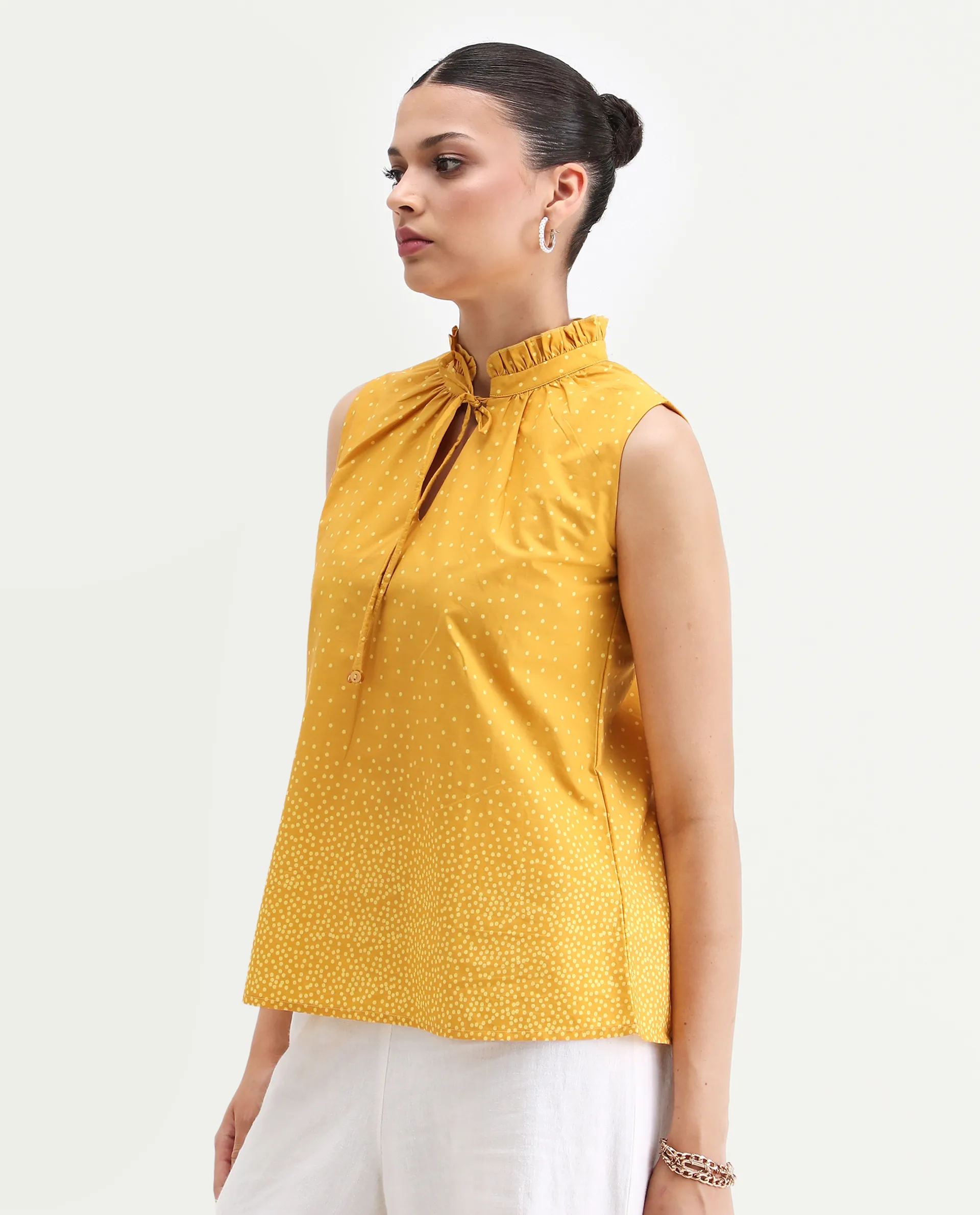 Rareism Women's Janlepo Mustard Cotton Band Collar Polka Print Sleeveless Regular Fit Top - Image 6