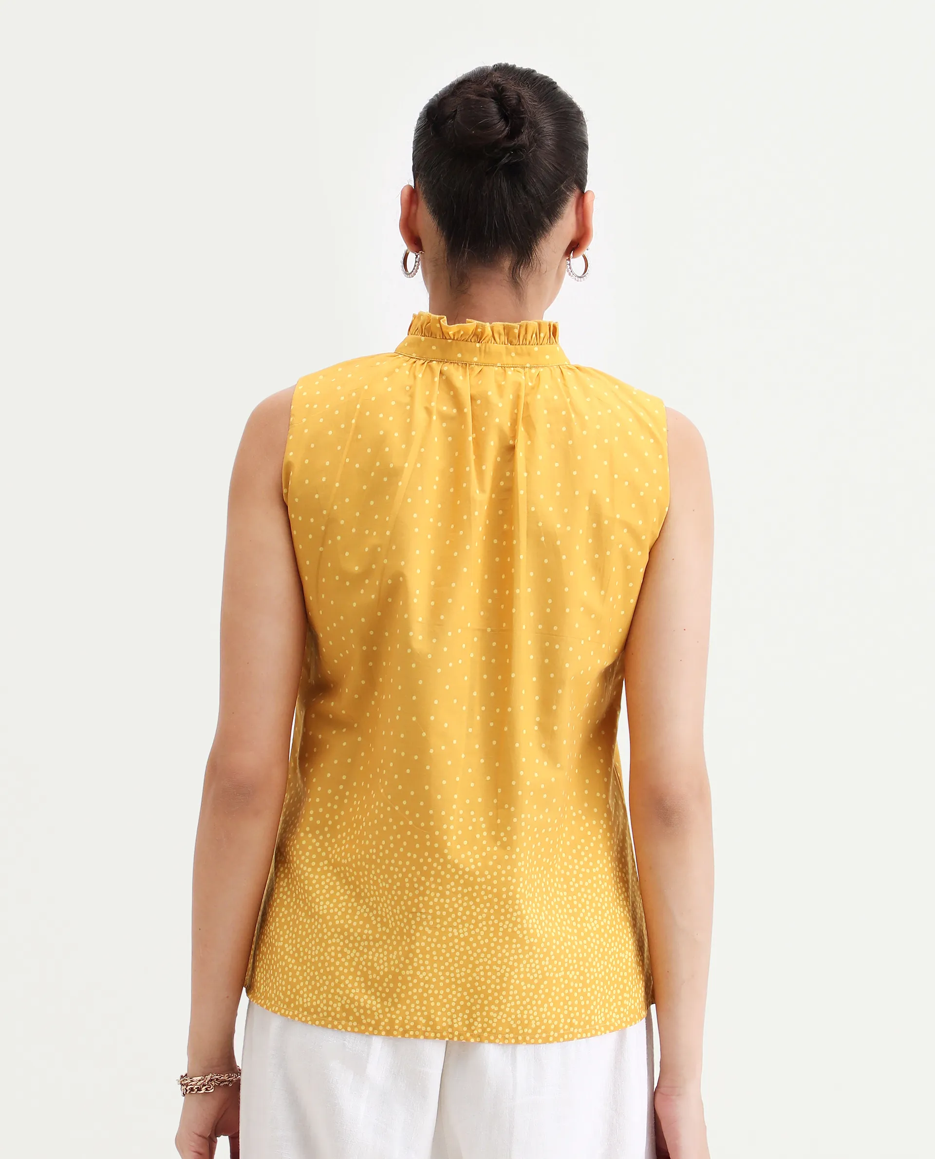 Rareism Women's Janlepo Mustard Cotton Band Collar Polka Print Sleeveless Regular Fit Top - Image 7