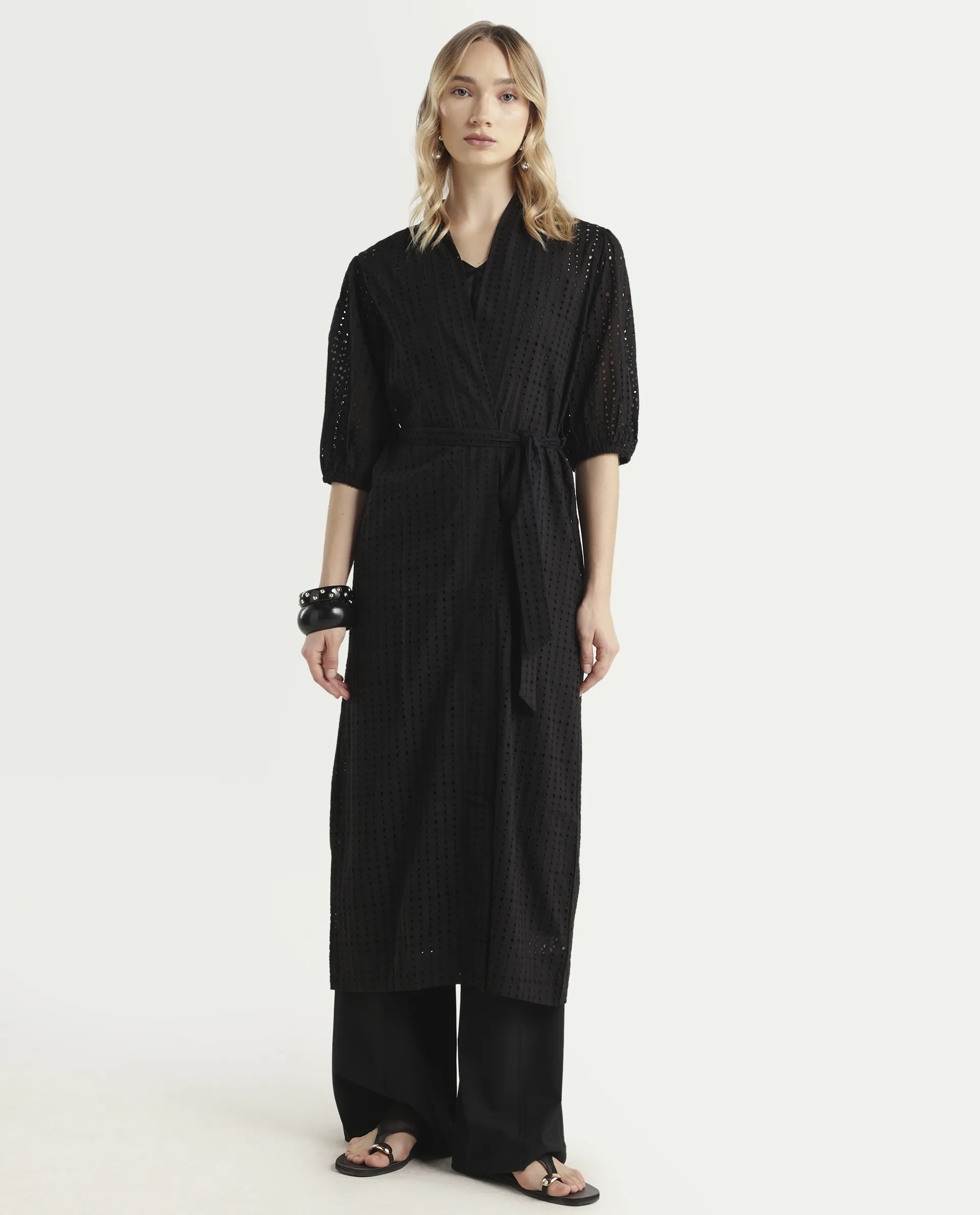 Rareism Women's Janslip Black Cotton Collarless Plain Balloon Sleeve Maxi Regular Fit Shrug - Image 3