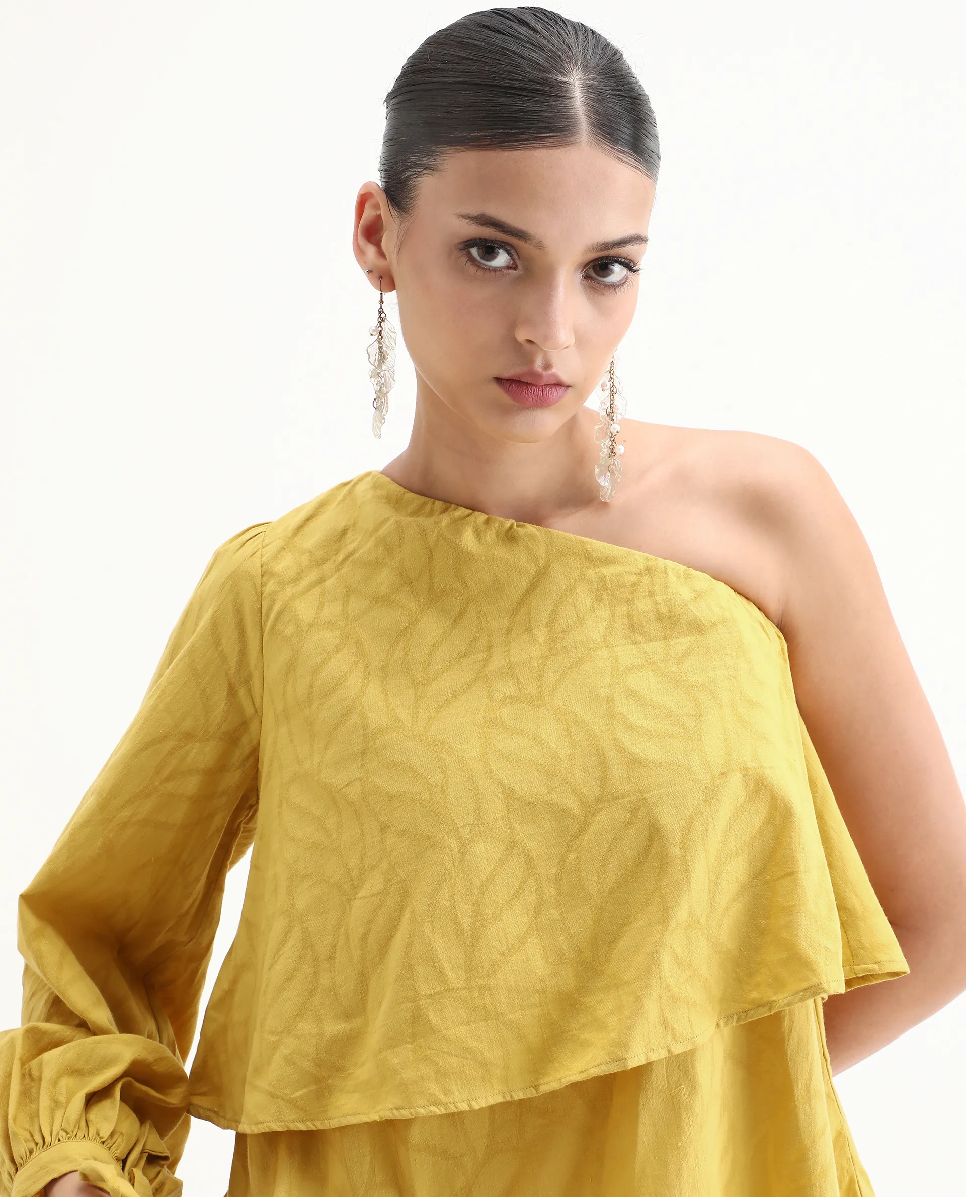 Rareism Women's Janvipi Mustard Cotton One Shoulder Plain Relaxed Fit Top - Image 3