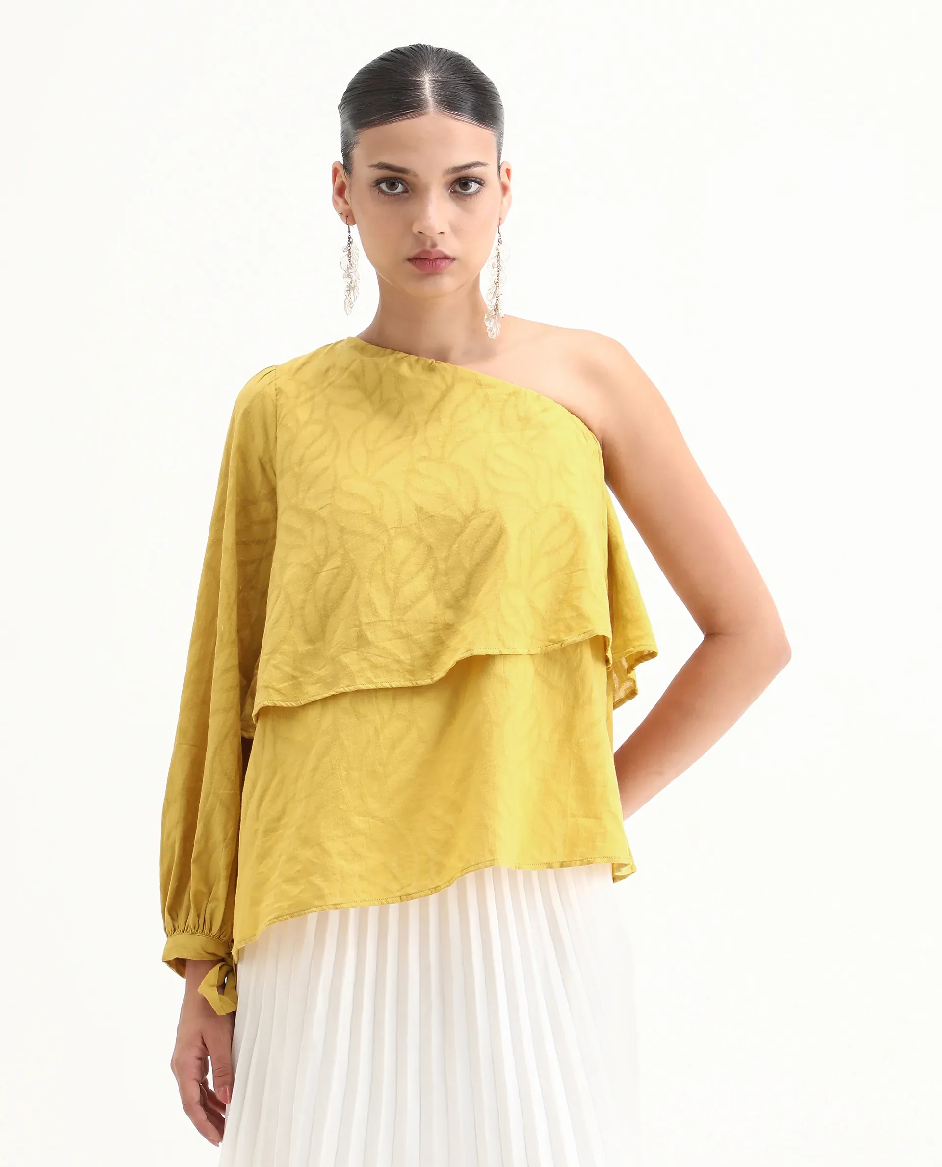 Rareism Women's Janvipi Mustard Cotton One Shoulder Plain Relaxed Fit Top - Image 4