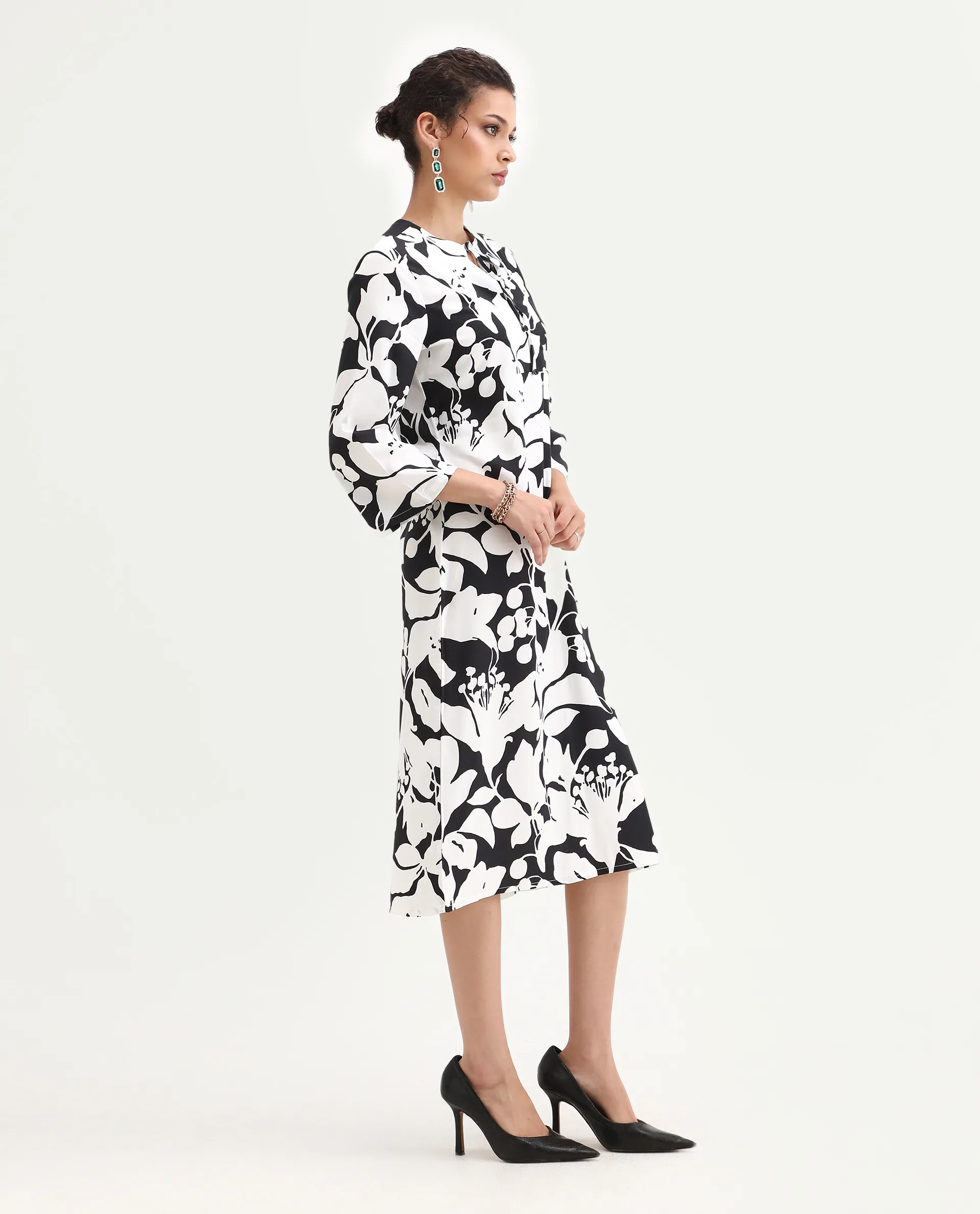 Rareism Women's Janzen Black Viscose Tie-Up Neck Floral Print Bell Sleeve Midi Straight Fit Dress - Image 4