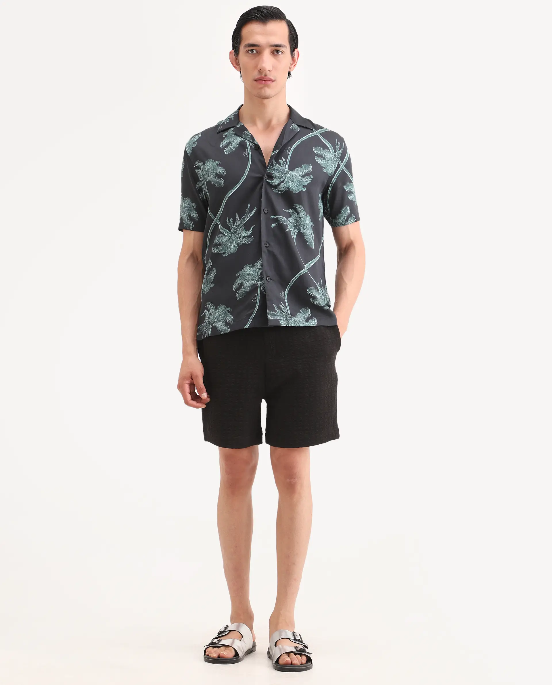 Rare Rabbit Men's Jas-2-Sh Black Polyester Blend Fabric Oversize Fit Jacquard Shorts - Image 4