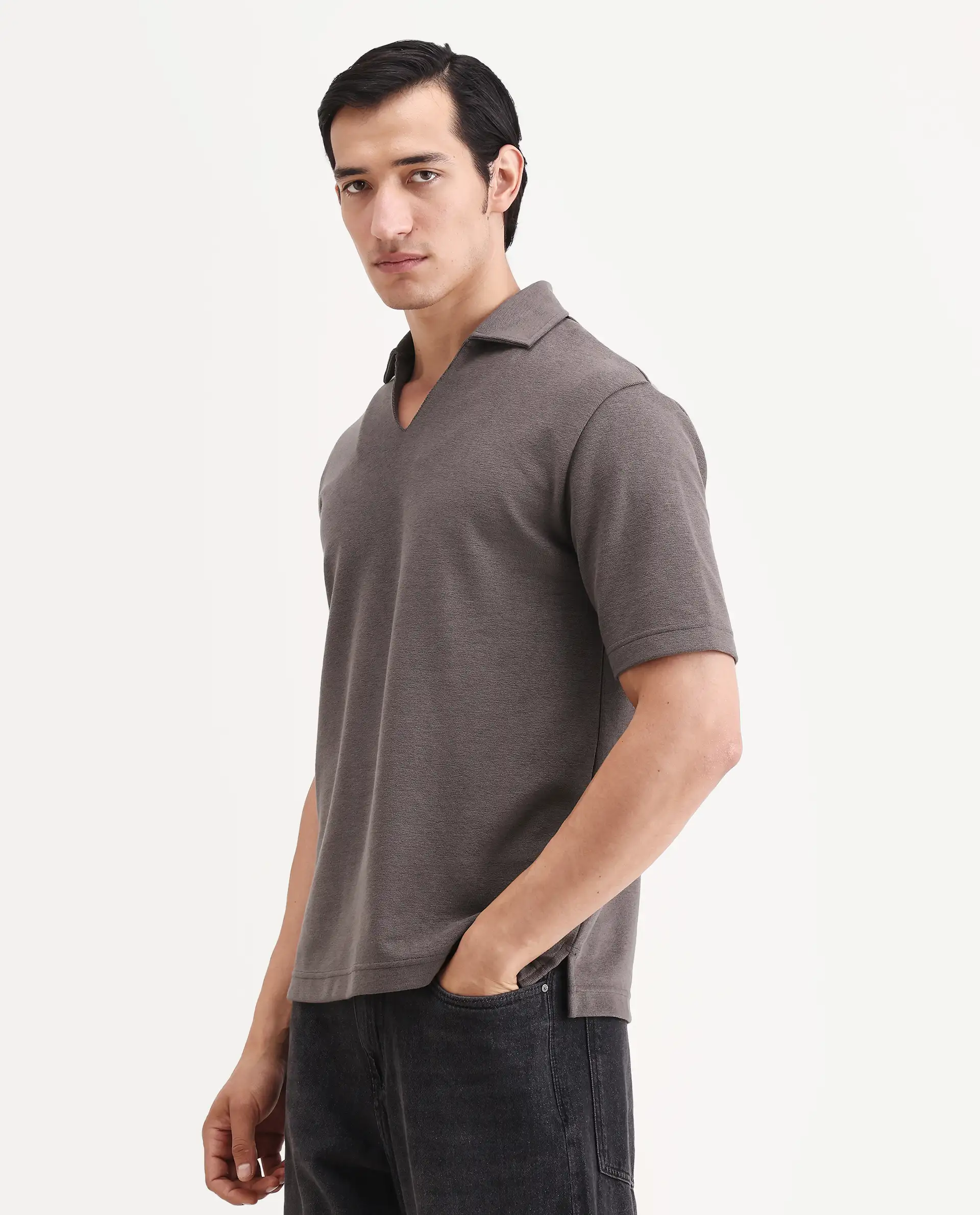 Rare Rabbit Men's Jawal-S26 Dusky Purple Cotton Blend Fabric Half Sleeve Jonny Collar Regular Fit Plain Polo - Image 5
