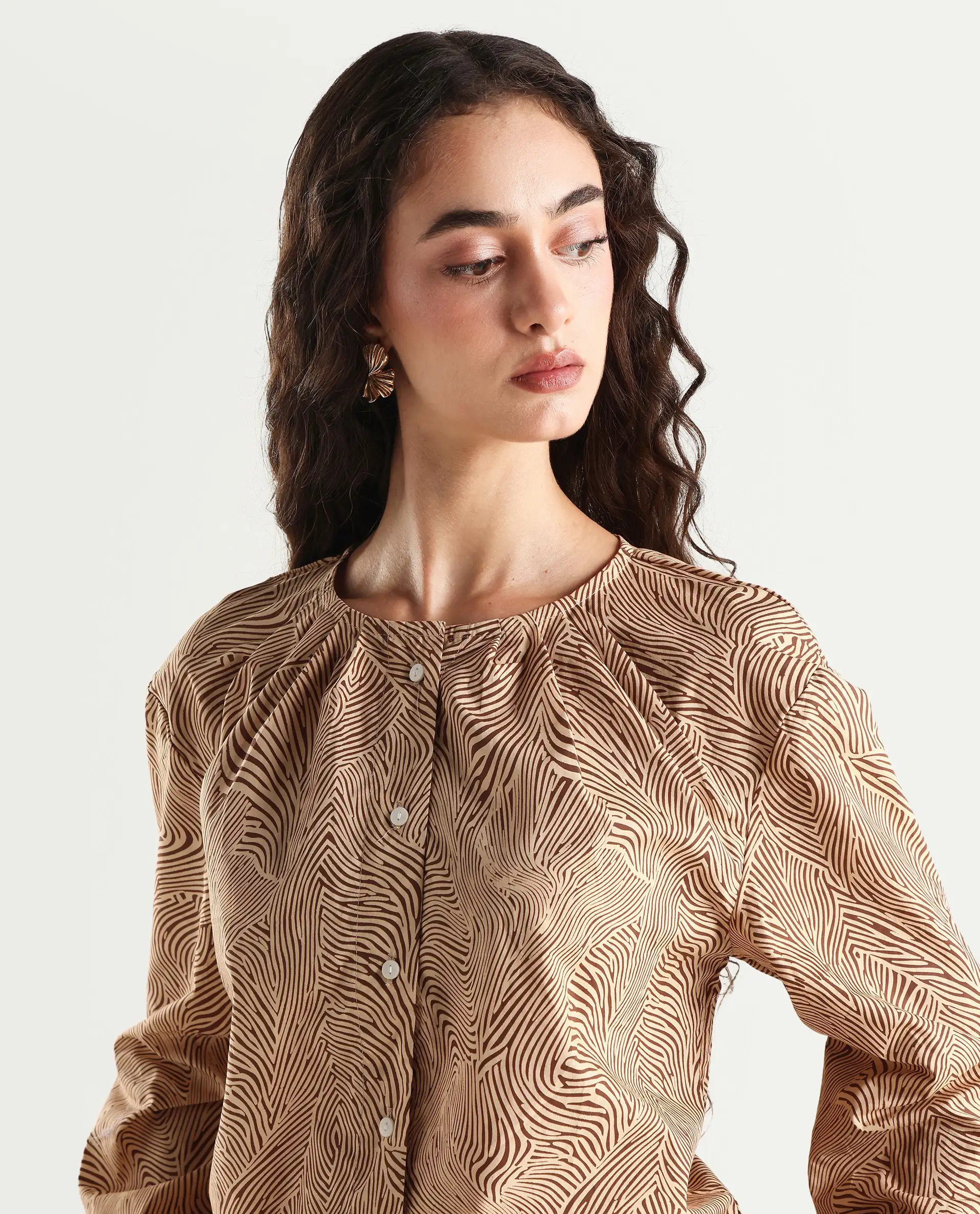 Rareism Women's Jaylone Sc Beige Cotton Crew Neck Geometric Print Cuffed Sleeve Regular Fit Top - Image 5