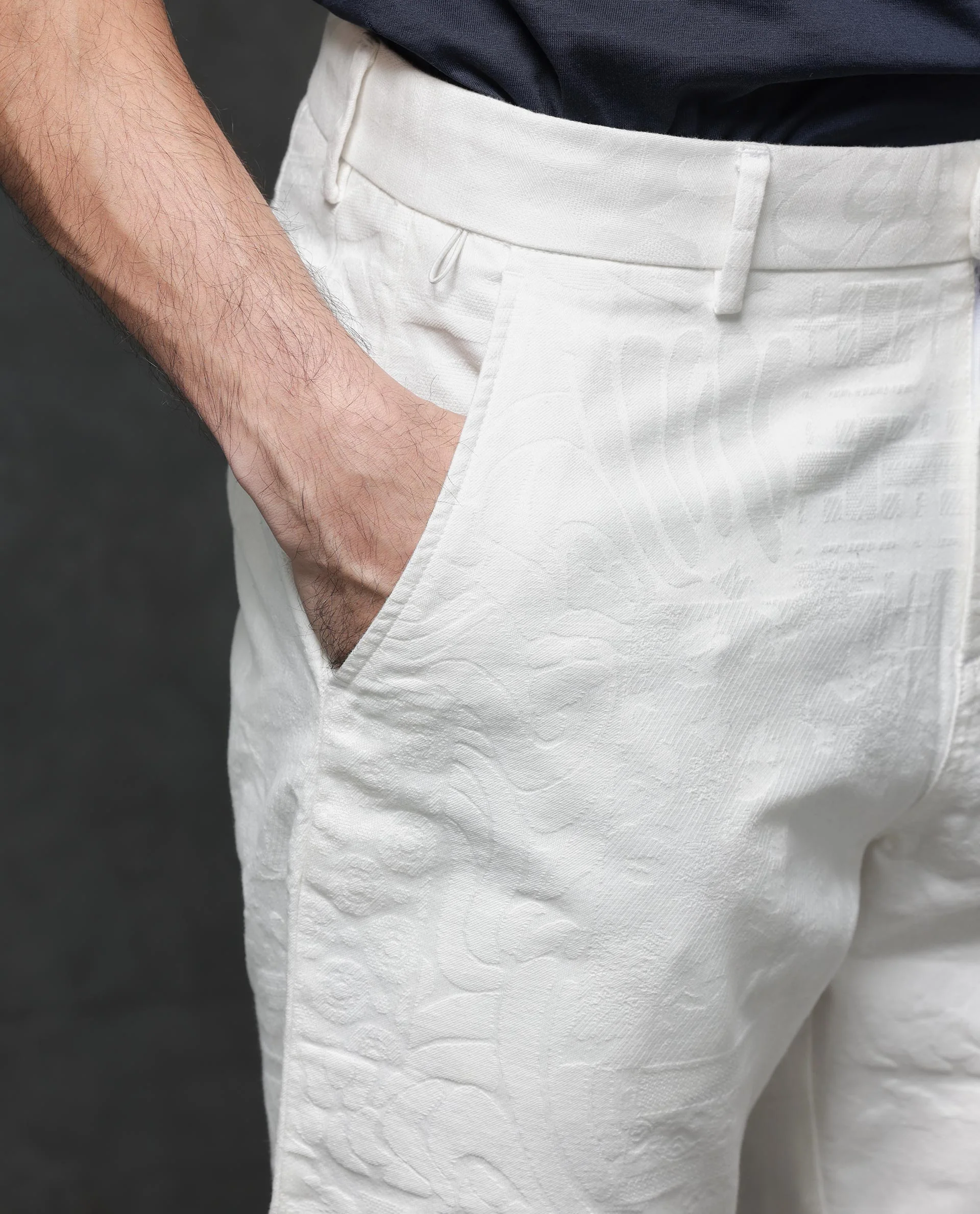 Rare Rabbit Men's Jecky Off White Cotton Jacquard Relaxed Fit Shorts - Image 5