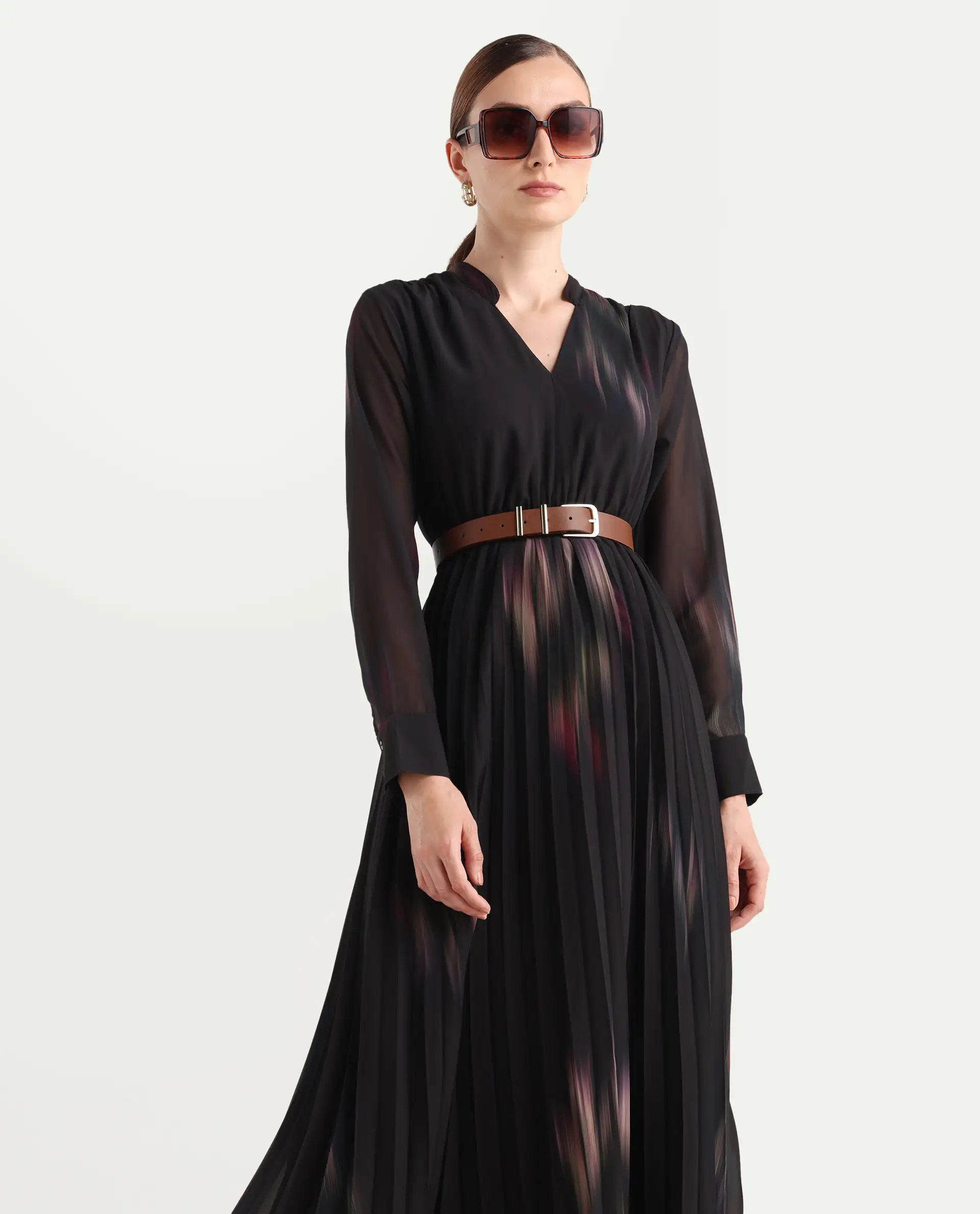 Rareism Women Jencoso Black Cuffed Sleeve V-Neck Flared Maxi Printed Dress - Image 2