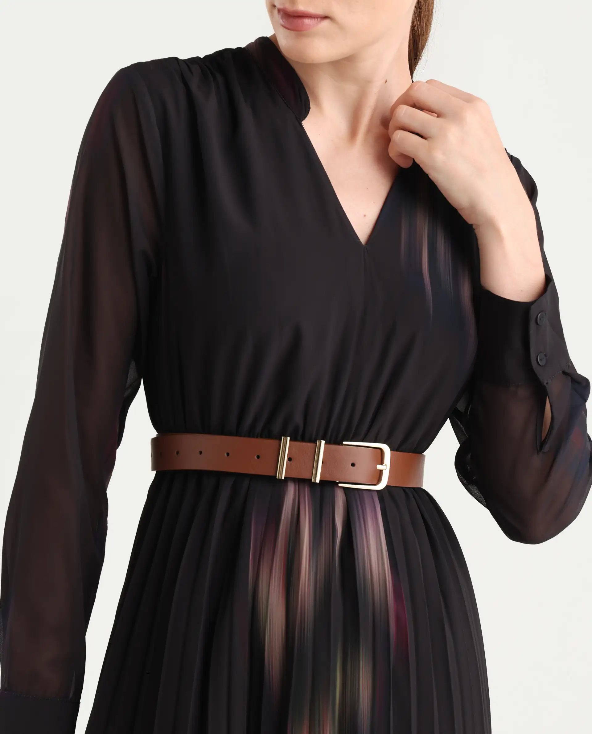 Rareism Women Jencoso Black Cuffed Sleeve V-Neck Flared Maxi Printed Dress - Image 3