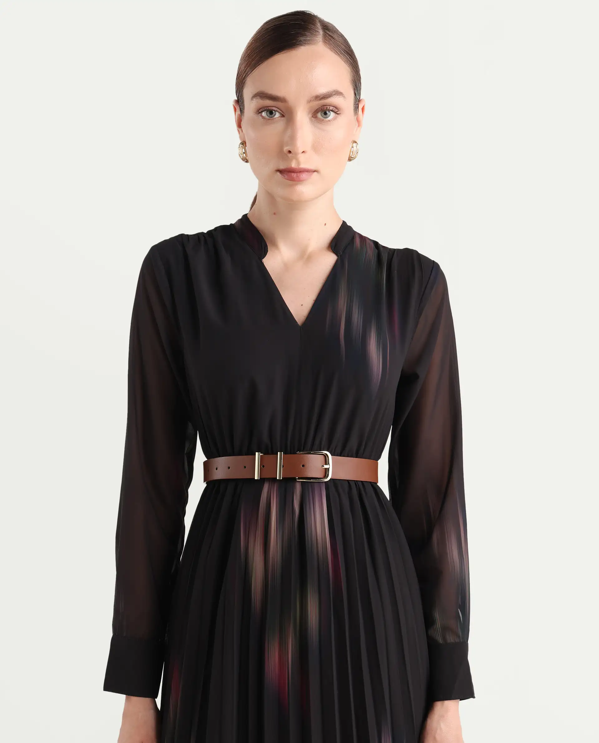 Rareism Women Jencoso Black Cuffed Sleeve V-Neck Flared Maxi Printed Dress - Image 4
