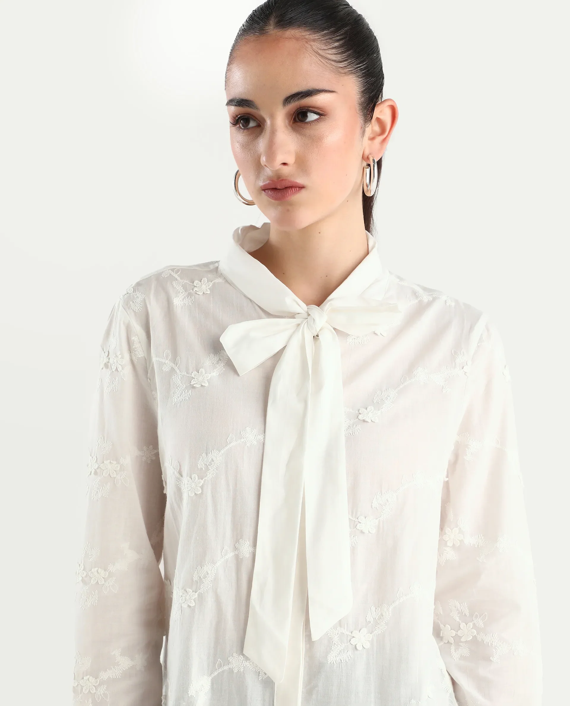 Rareism Women's Jeneiro White Cotton Tie-Up Neck Plain Cuffed Sleeve Regular Fit Shirt - Image 4
