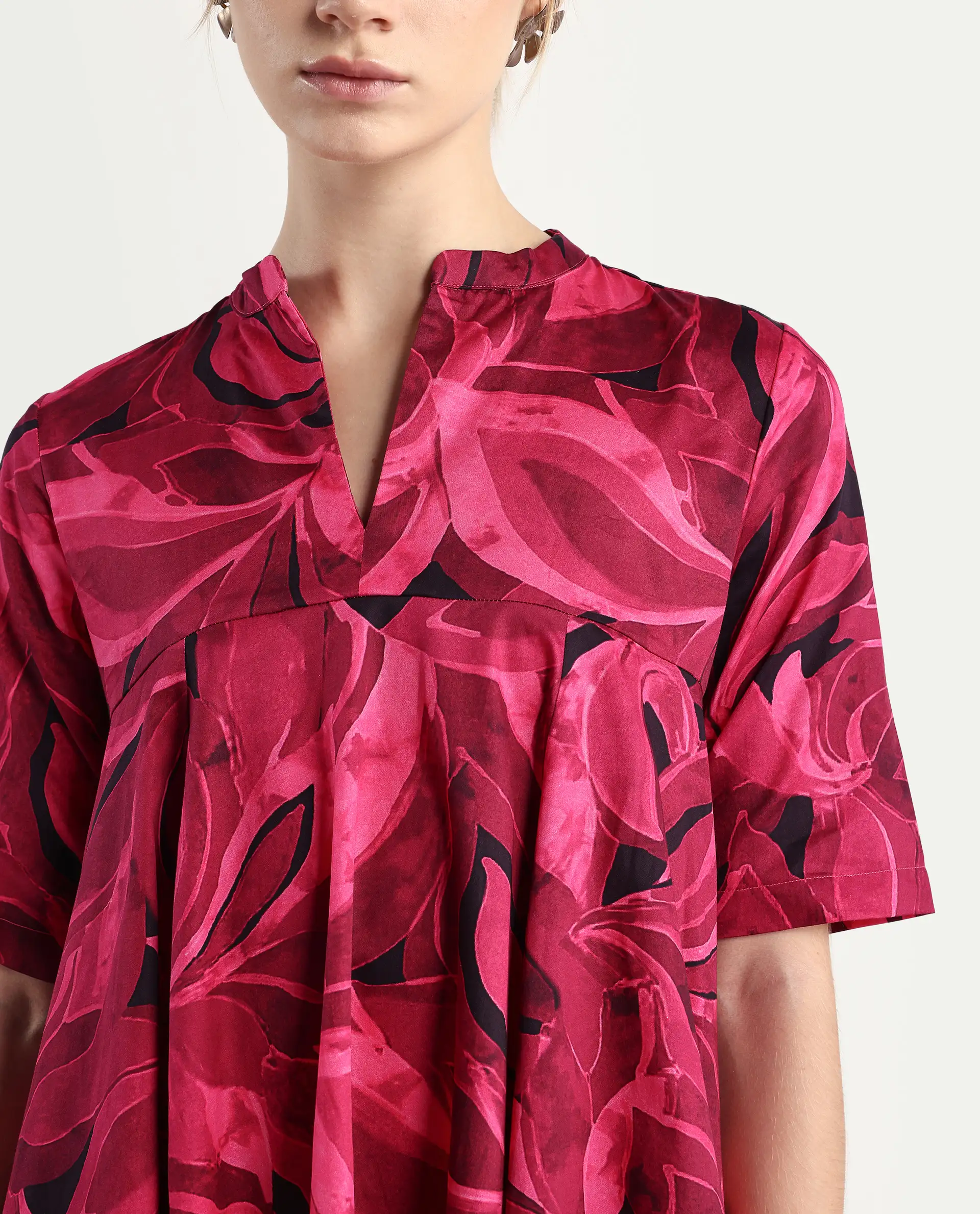 Rareism Women Jenleop Dark Pink Regular Sleeves Mandarin Collar Flared Mini Printed Dress - Image 4