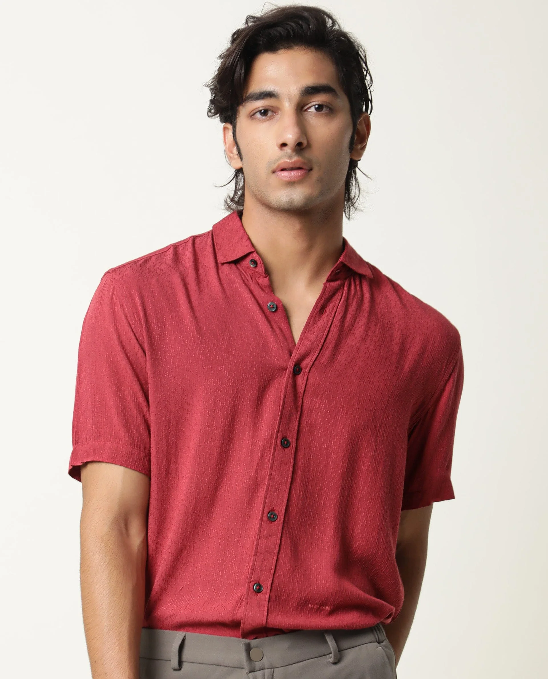 Rare Rabbit Men's Jenny Red Viscose Plain Regular Fit Half Sleeve Spread Collar Shirt - Image 2