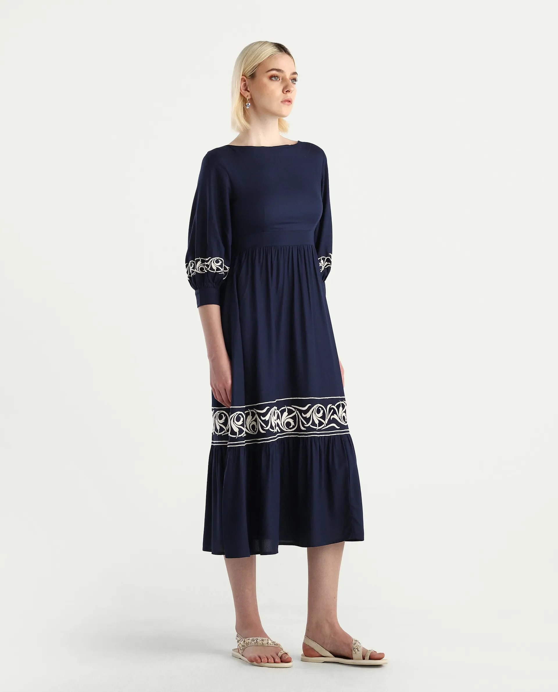 Rareism Women's Jenpen Navy Viscose Boat Neck Fit And Flare Plain Midi Dress - Image 6