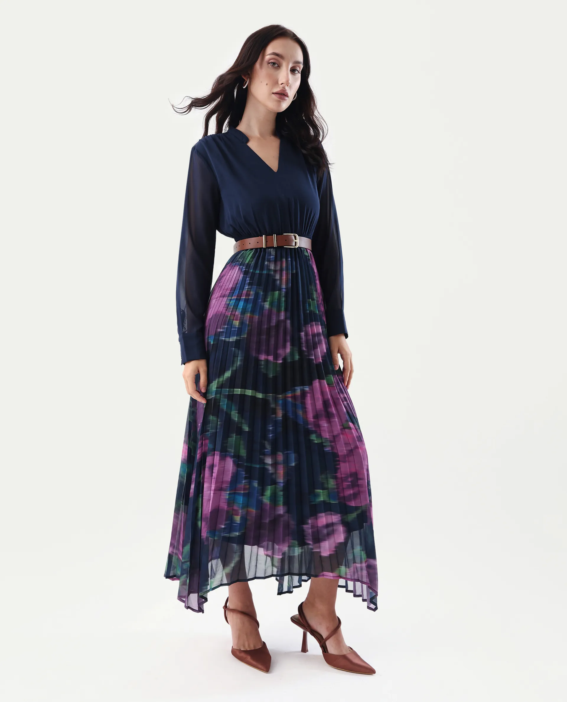 Rareism Women's Jenpli Navy Polyester V-Neck Flared Printed Dress - Image 5