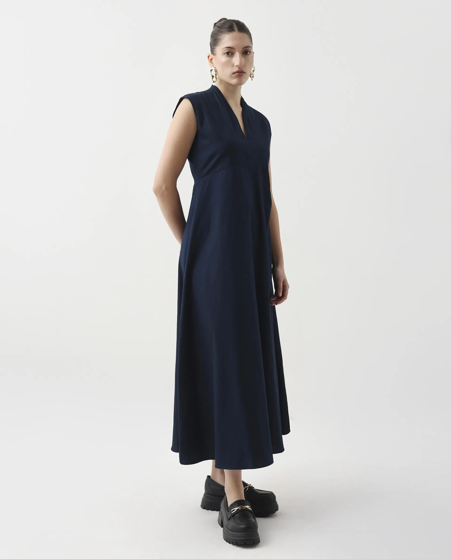 Rareism Women's Jenshi Navy Cotton V-Neck Fit And Flare Plain Dress - Image 5