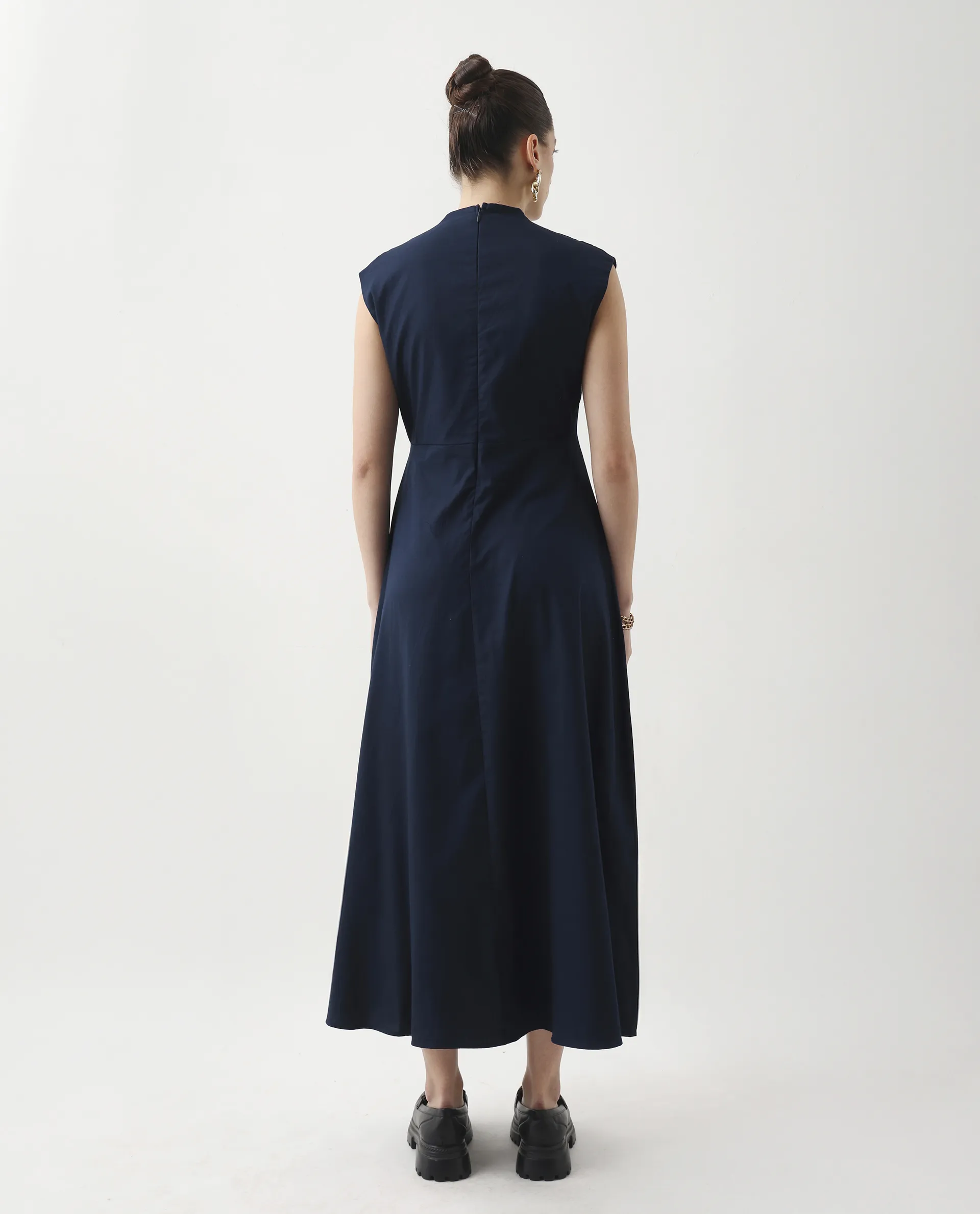 Rareism Women's Jenshi Navy Cotton V-Neck Fit And Flare Plain Dress - Image 6