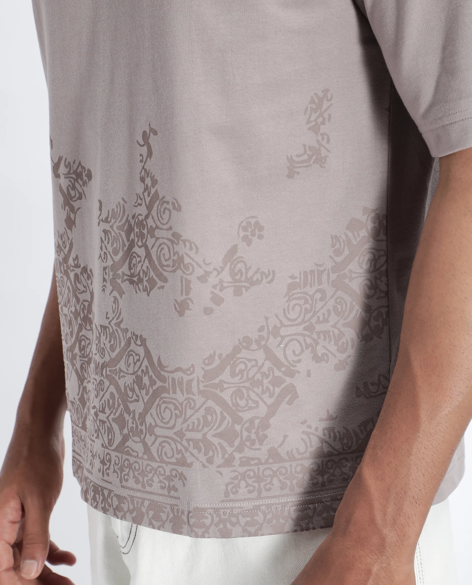 Rare Rabbit Men's Jent Grey Cotton Graphic Print Oversized Fit Half Sleeve Crew Neck T-Shirt - Image 7
