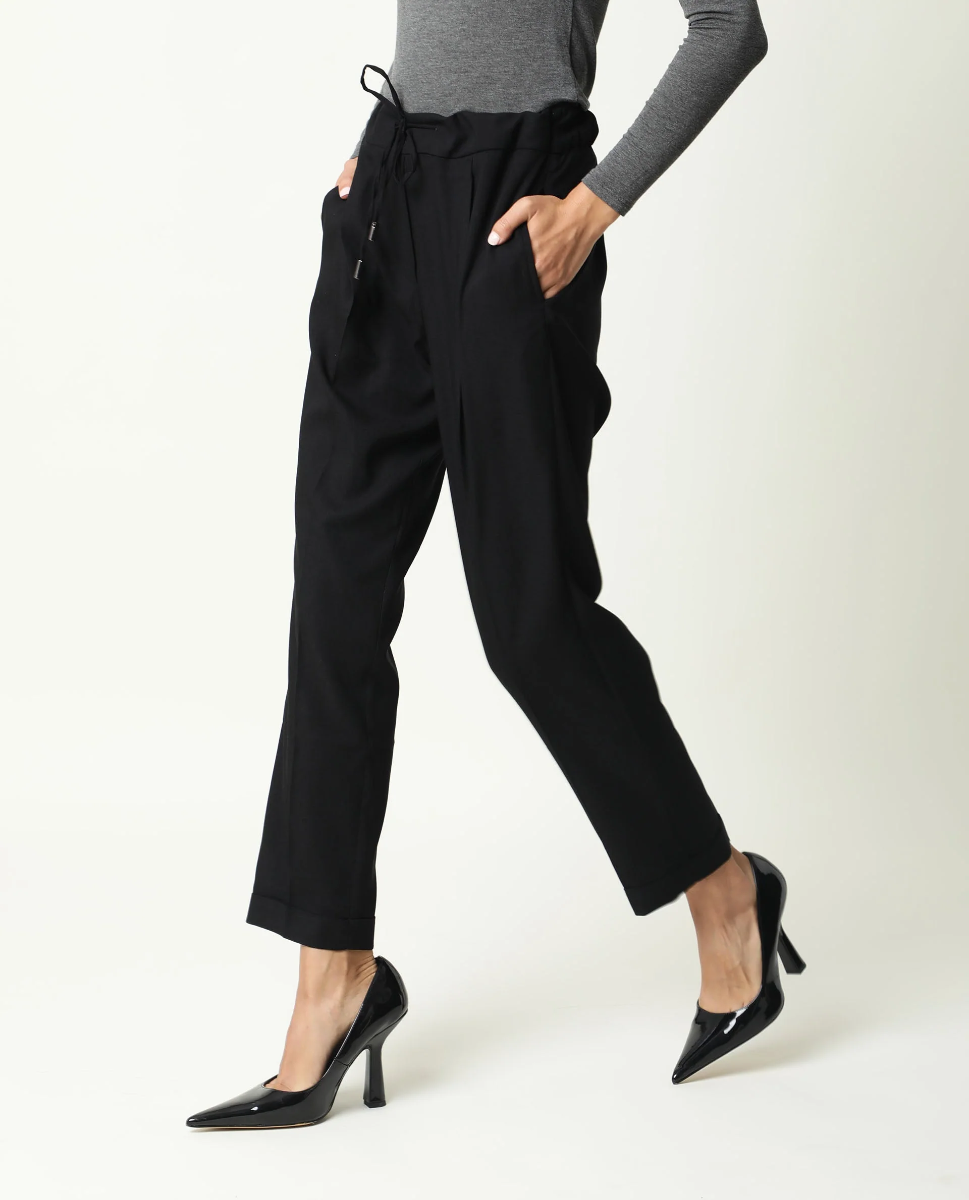 Rareism Women's Jeremiah Black Polyester Blend Plain Ankle Length Tailored Trouser - Image 5