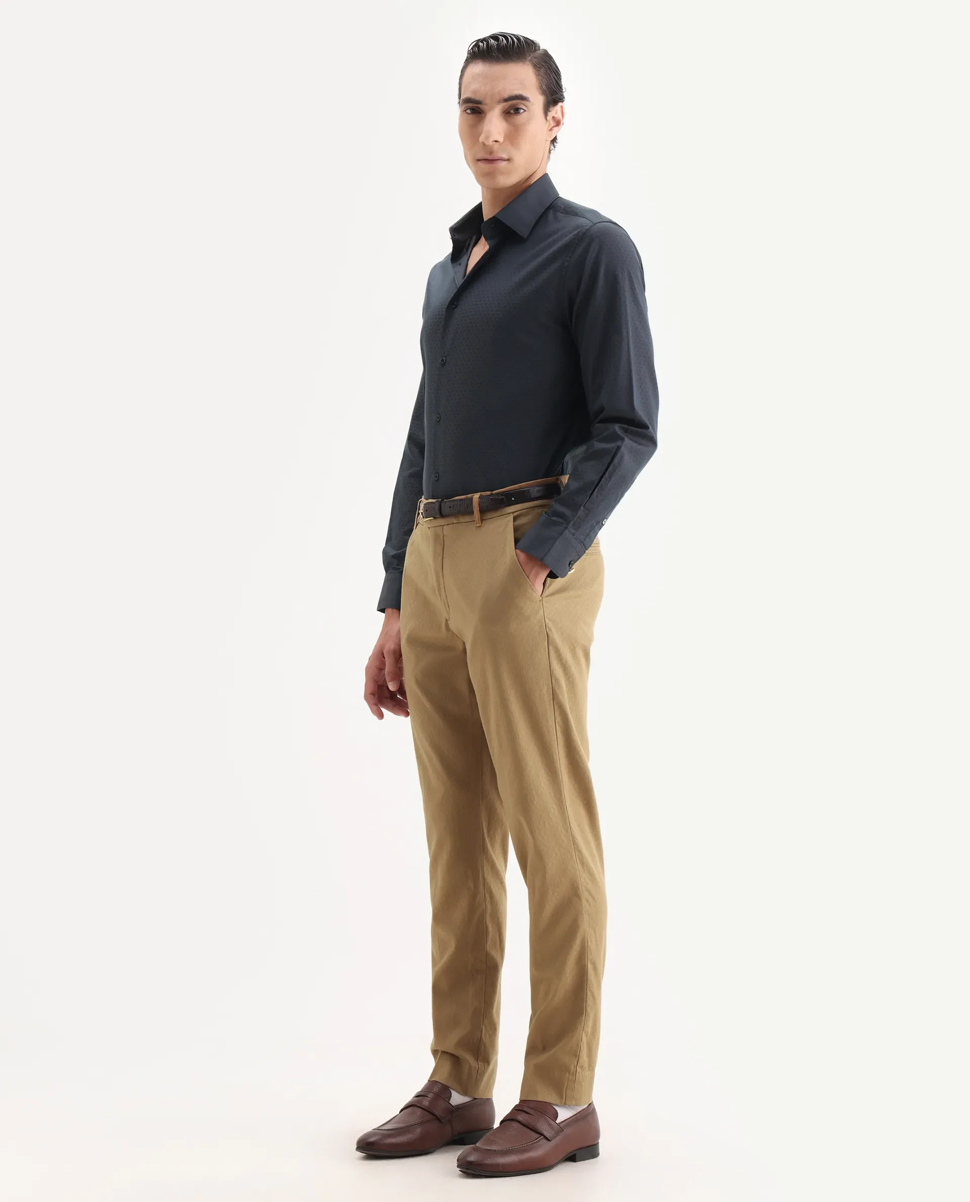 Rare Rabbit Men's Jes Khaki Cotton Blend Jacquard Relaxed Fit Trouser - Image 4