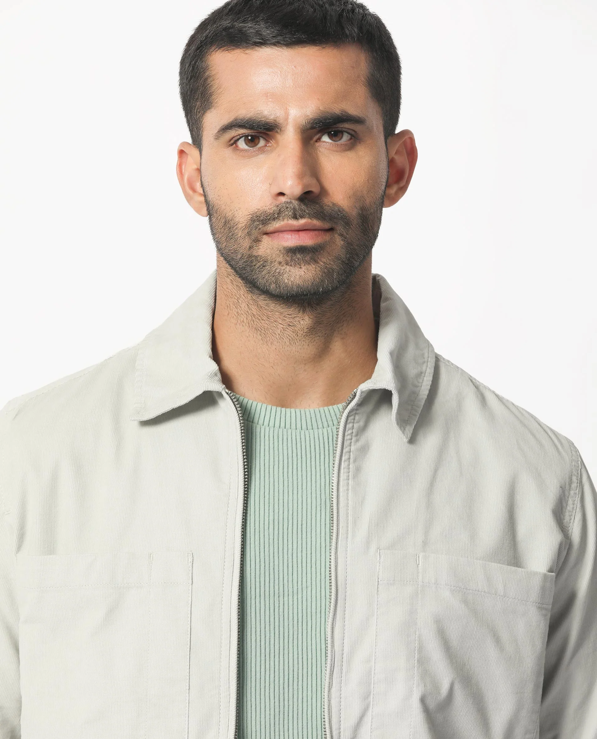 Rare Rabbit Men's Jilin Light Grey Cotton Plain Relaxed Fit Full Sleeve Collared Shacket - Image 2
