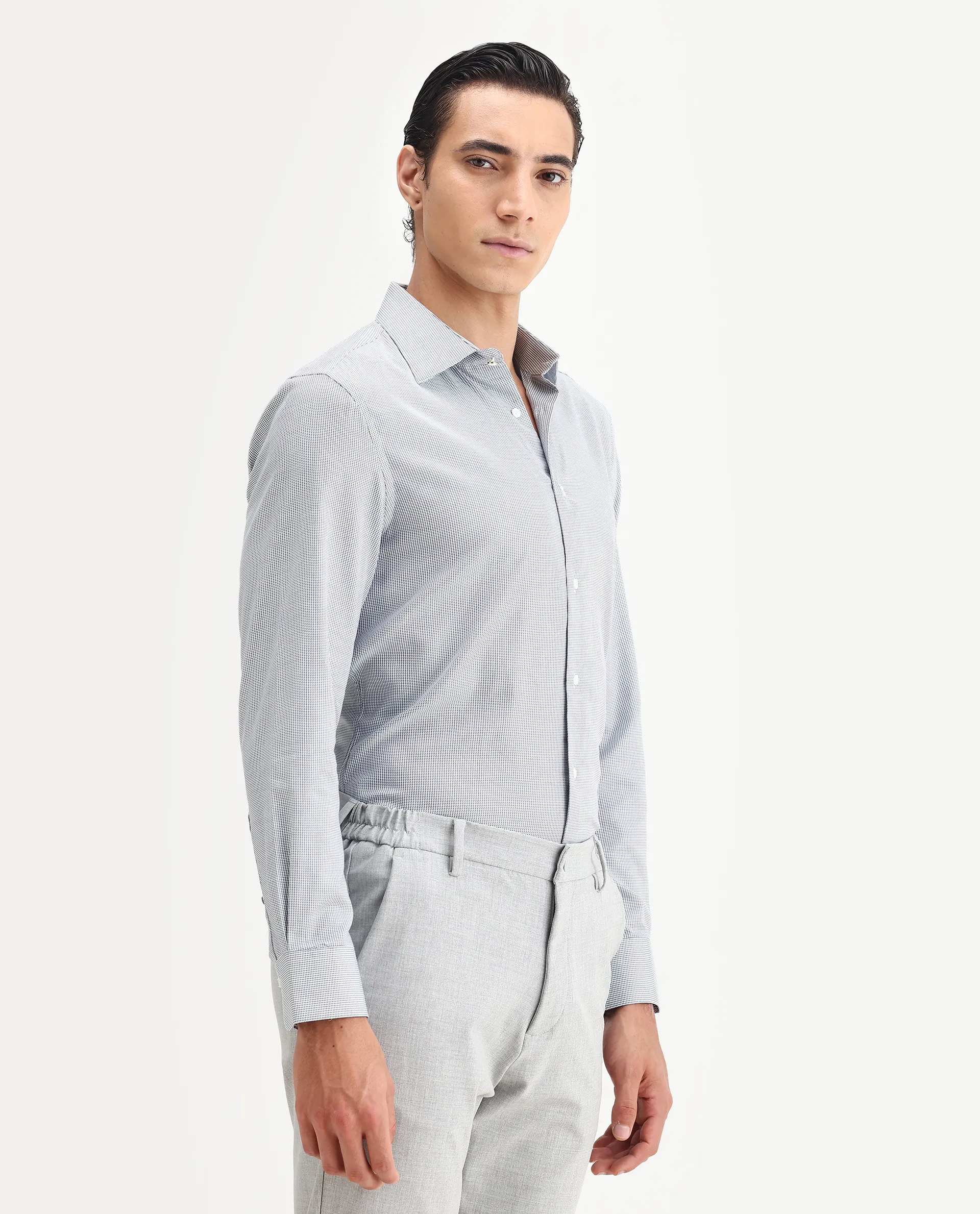 Rare Rabbit Men's Jnby Green Cotton Plain Regular Fit Full Sleeve Collared Shirt - Image 5