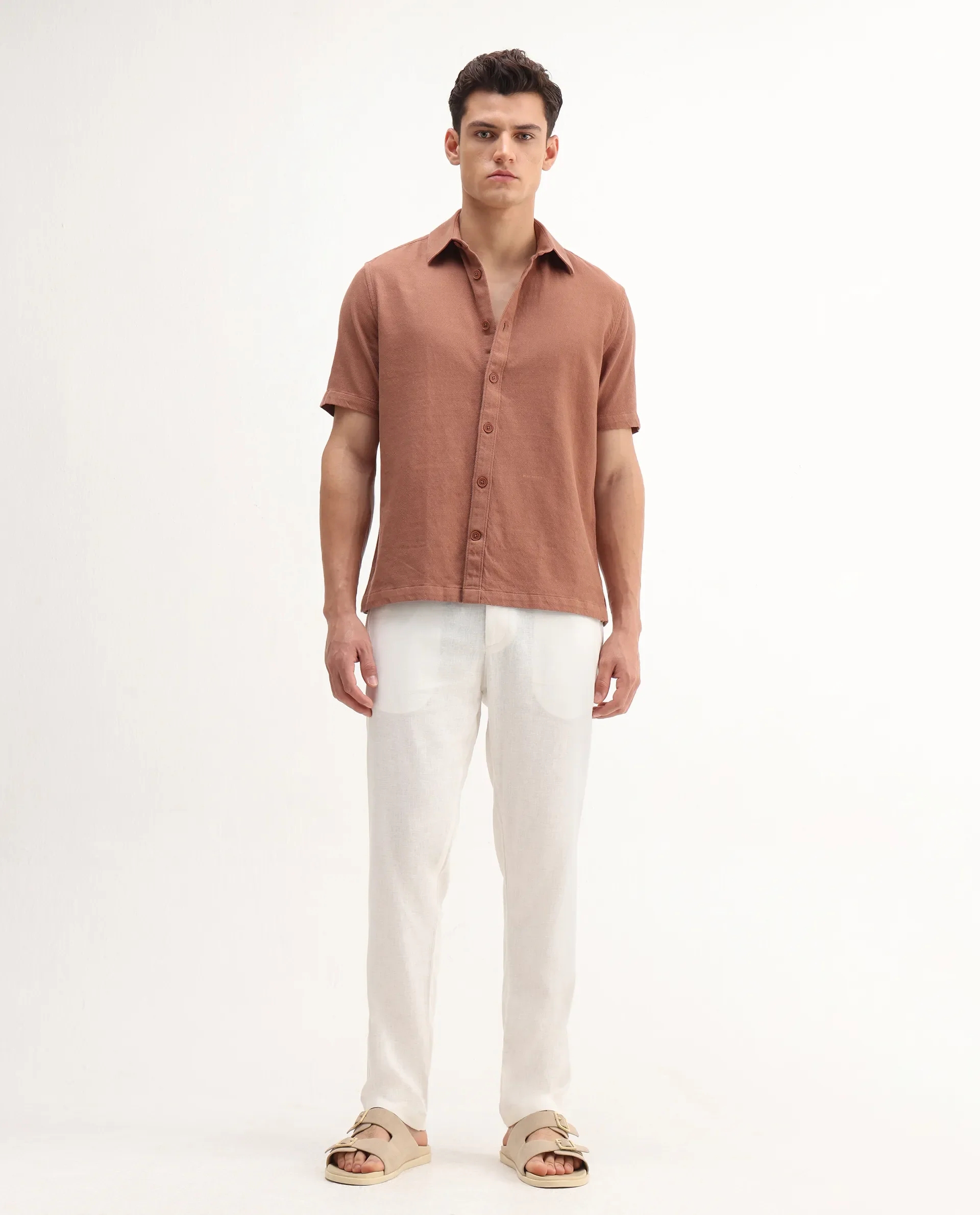 Rare Rabbit Men's Jomo-B White Linen Blend Plain Regular Fit Trouser - Image 4