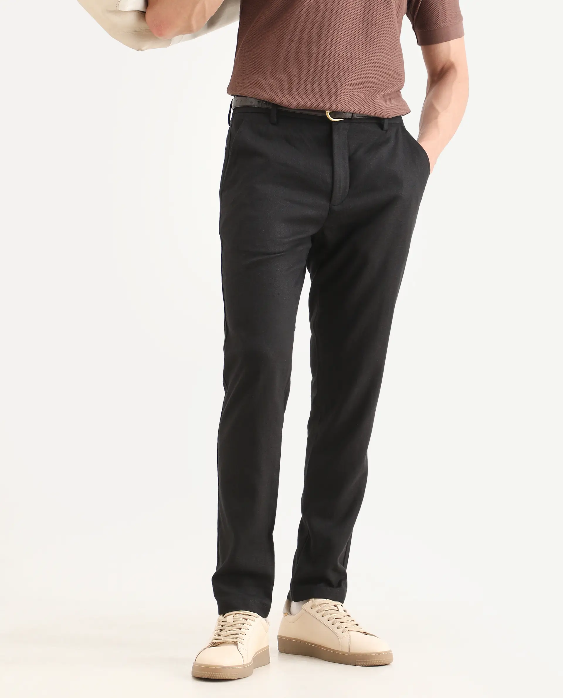 Rare Rabbit Men's Jomo-Ss26 Black Linen Blend Fabric Regular Fit Plain Trouser - Image 2