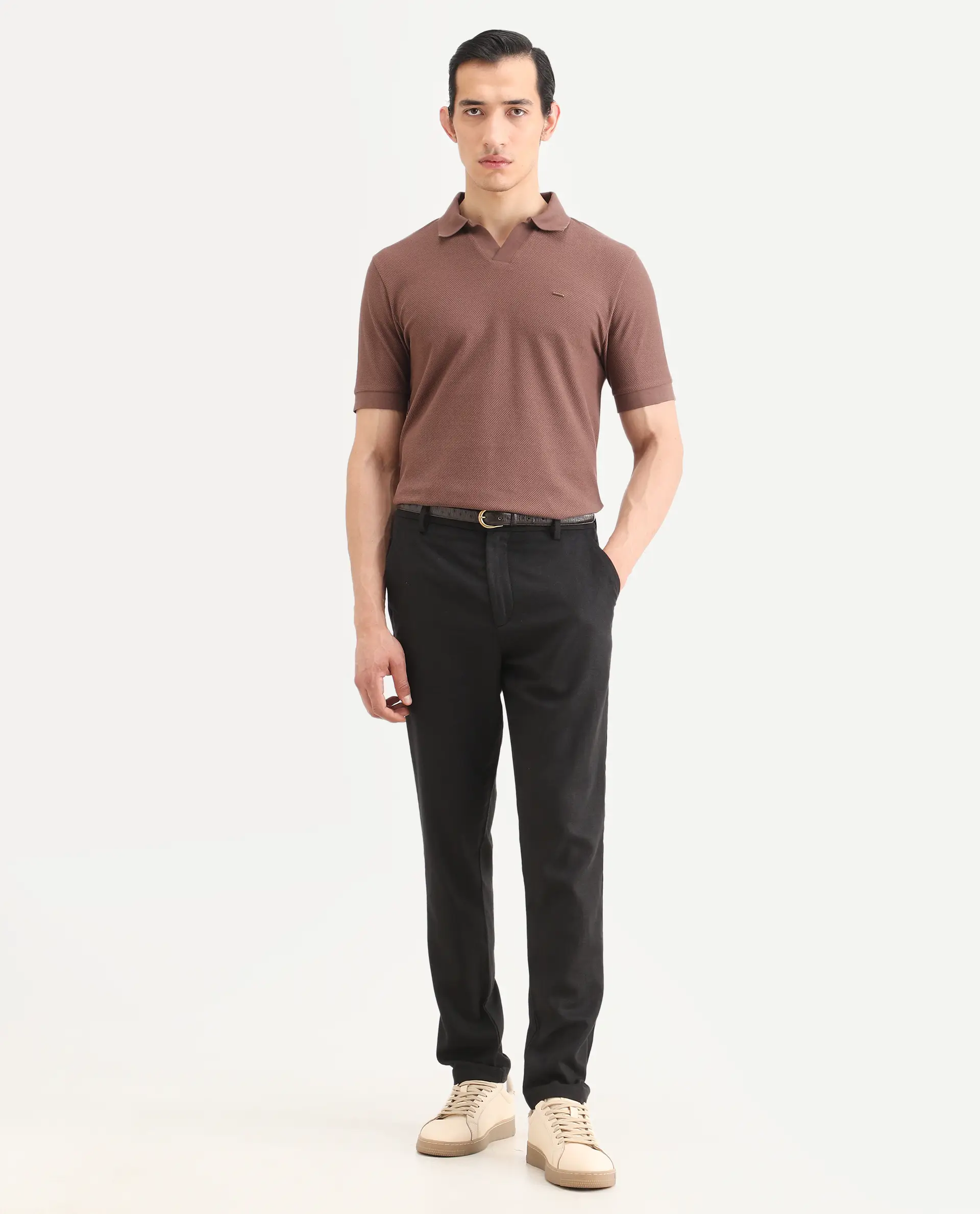 Rare Rabbit Men's Jomo-Ss26 Black Linen Blend Fabric Regular Fit Plain Trouser - Image 4