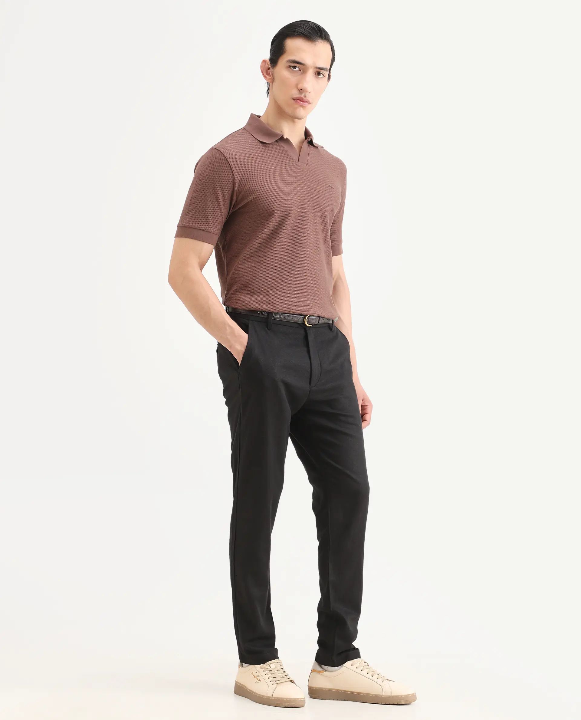 Rare Rabbit Men's Jomo-Ss26 Black Linen Blend Fabric Regular Fit Plain Trouser - Image 5
