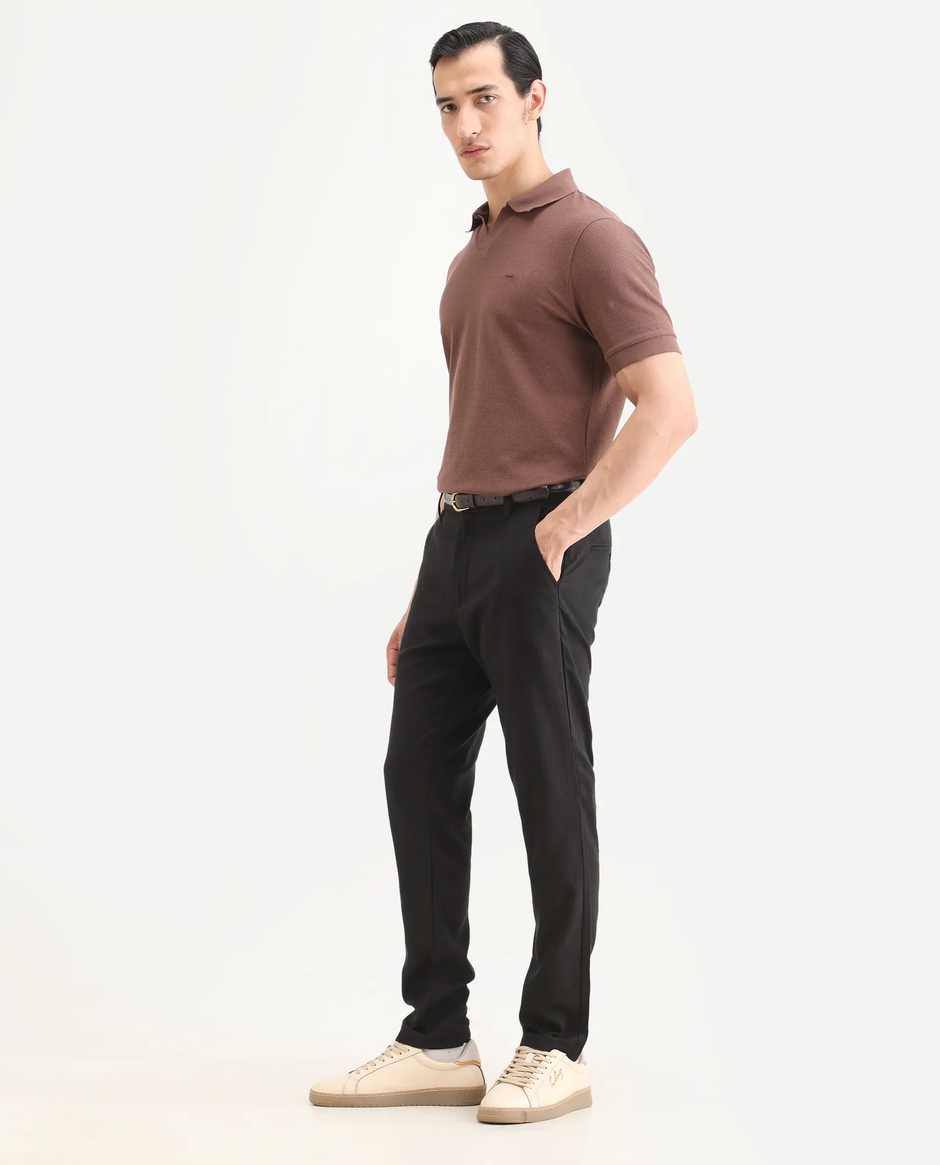 Rare Rabbit Men's Jomo-Ss26 Black Linen Blend Fabric Regular Fit Plain Trouser - Image 6